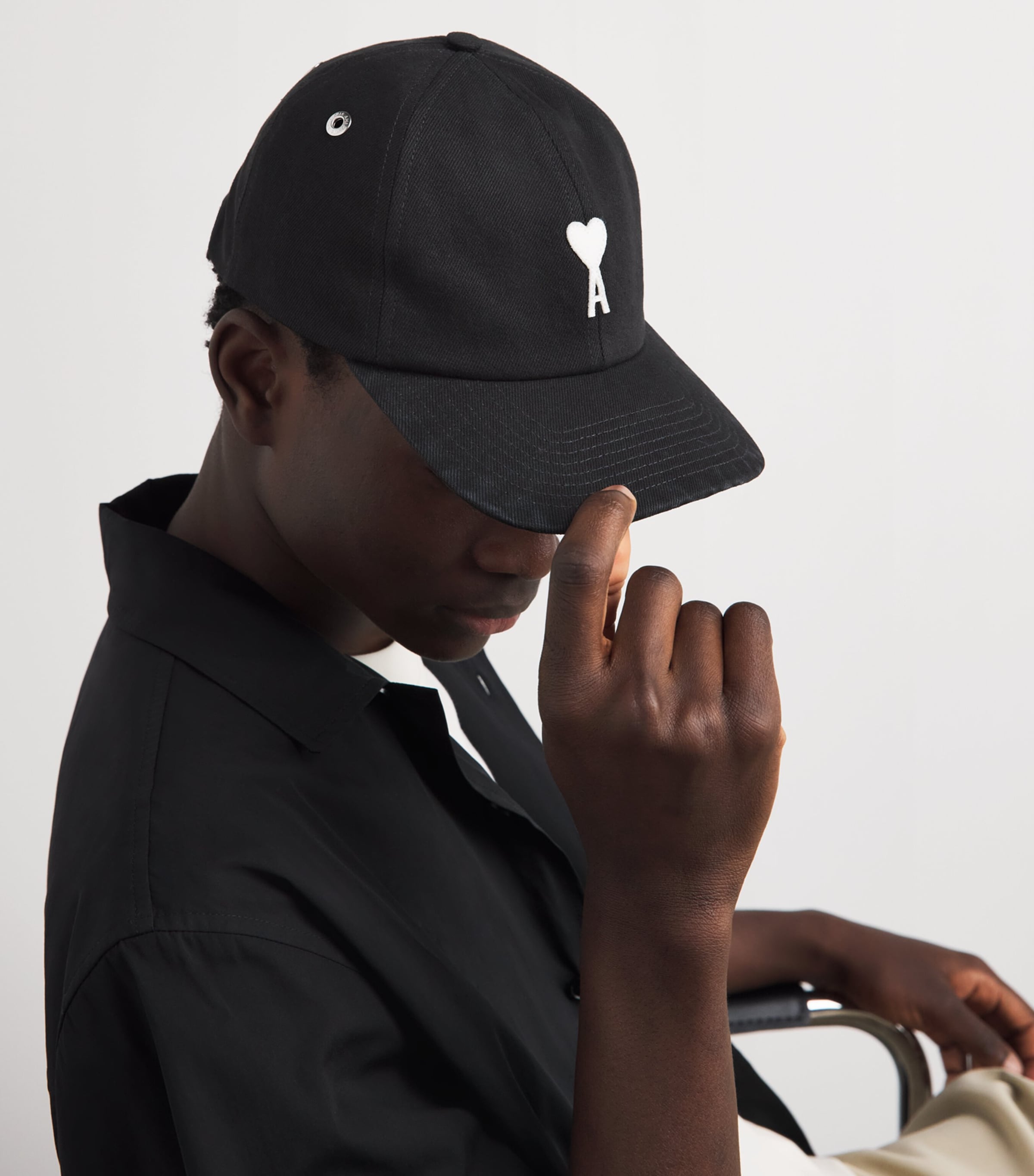 AMI Paris Cotton Felt Patch Logo Cap Noir Image 2