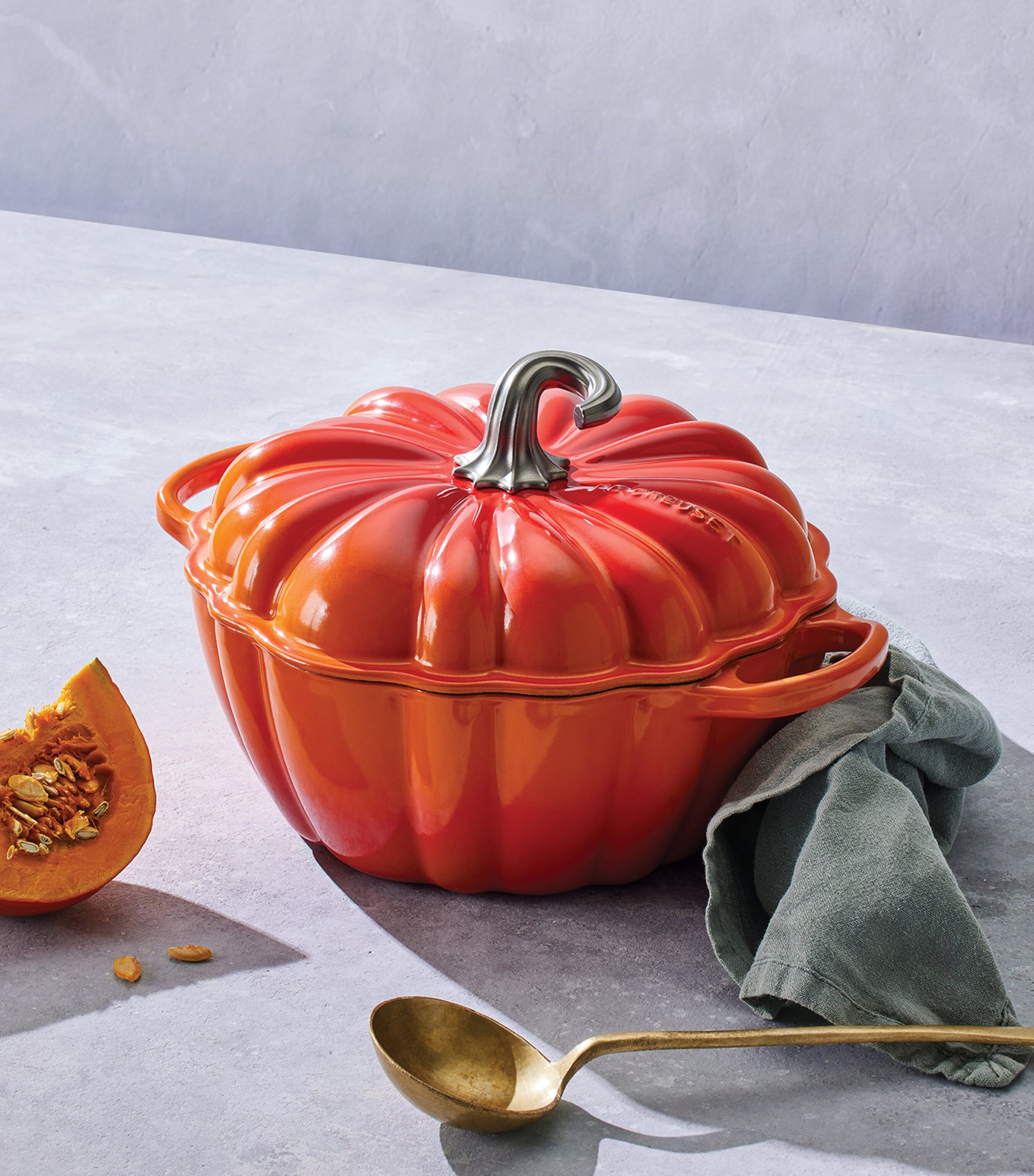 Le Creuset Cast Iron Pumpkin Casserole Dish (24cm) Volcanic Image 4