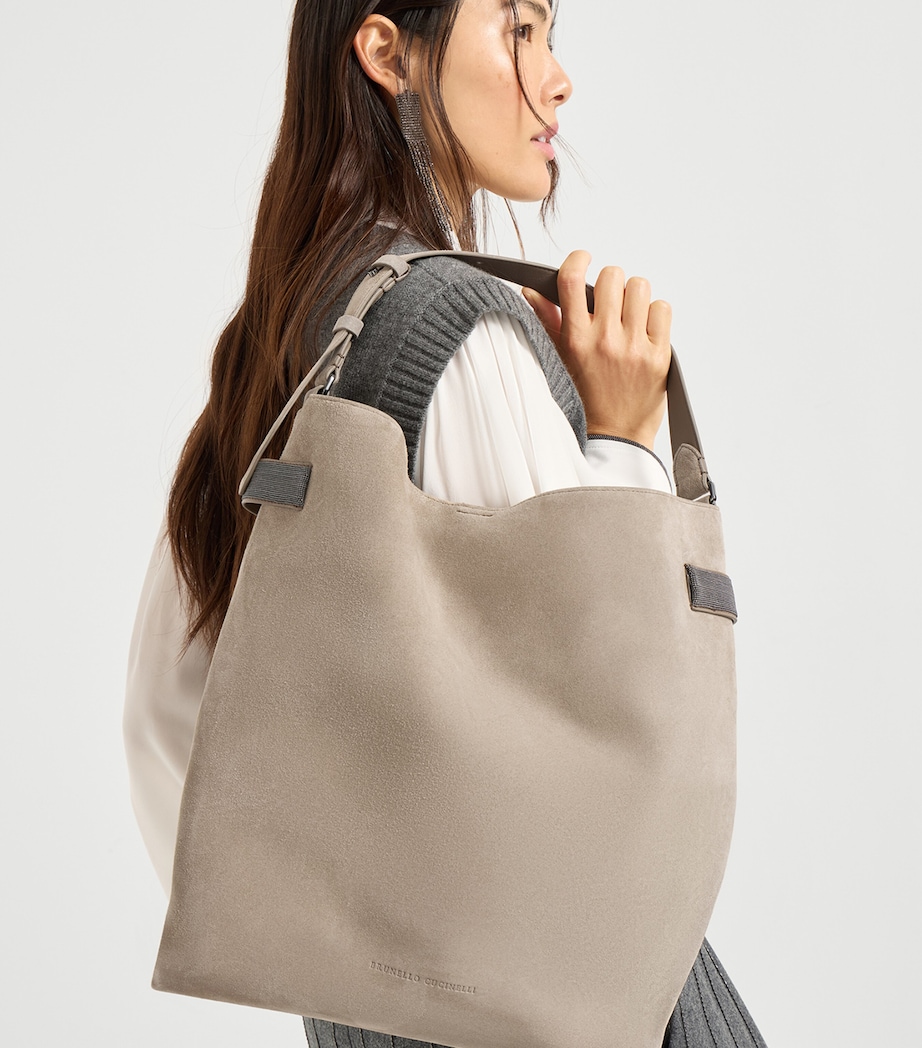 Suede Essence Shoulder Bag C8769 Image 2