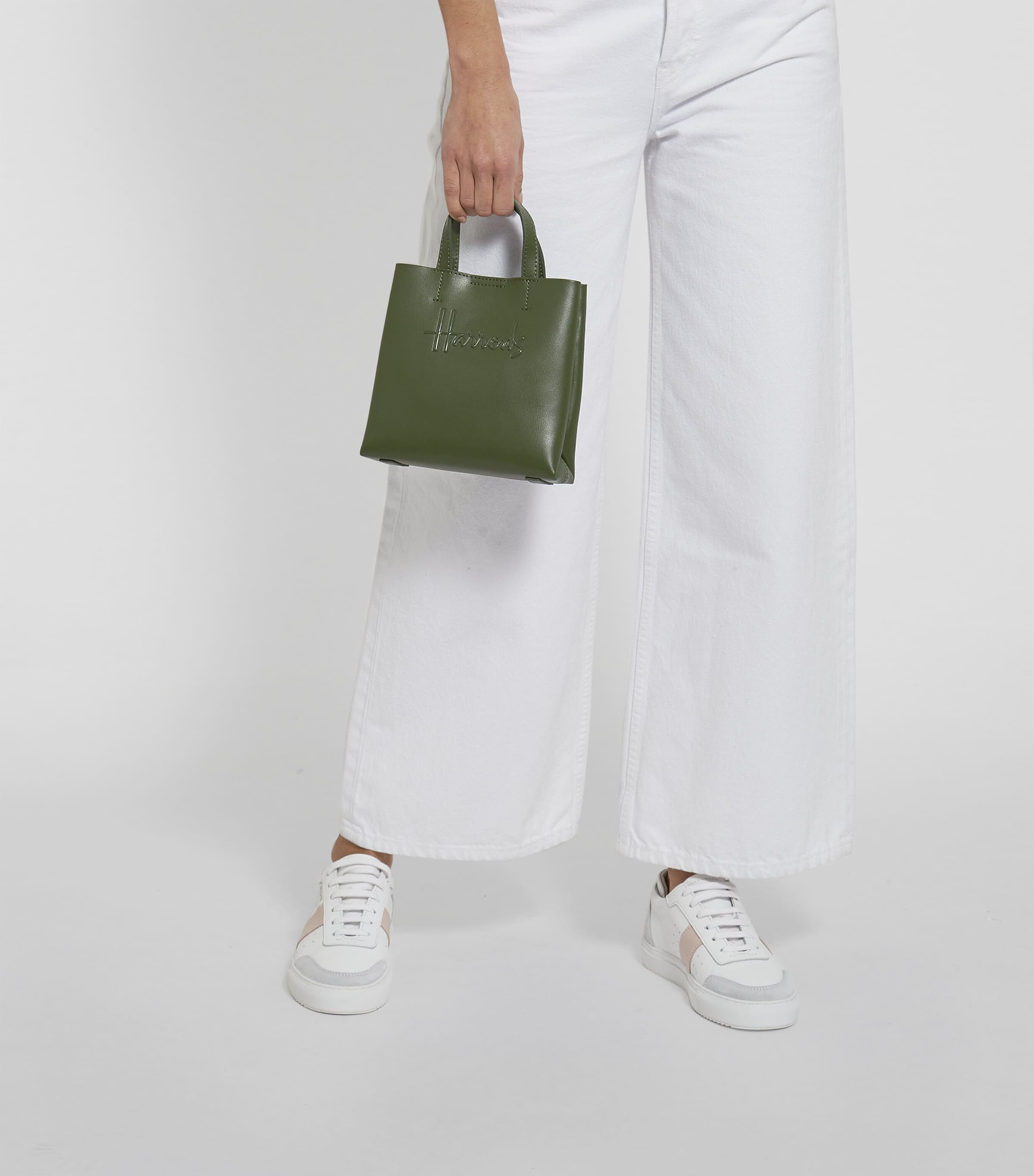 【Harrods】ミディアムレザーケンジントントートバック Harrods】ミディアムレザーケンジントントートバック - メルカリ