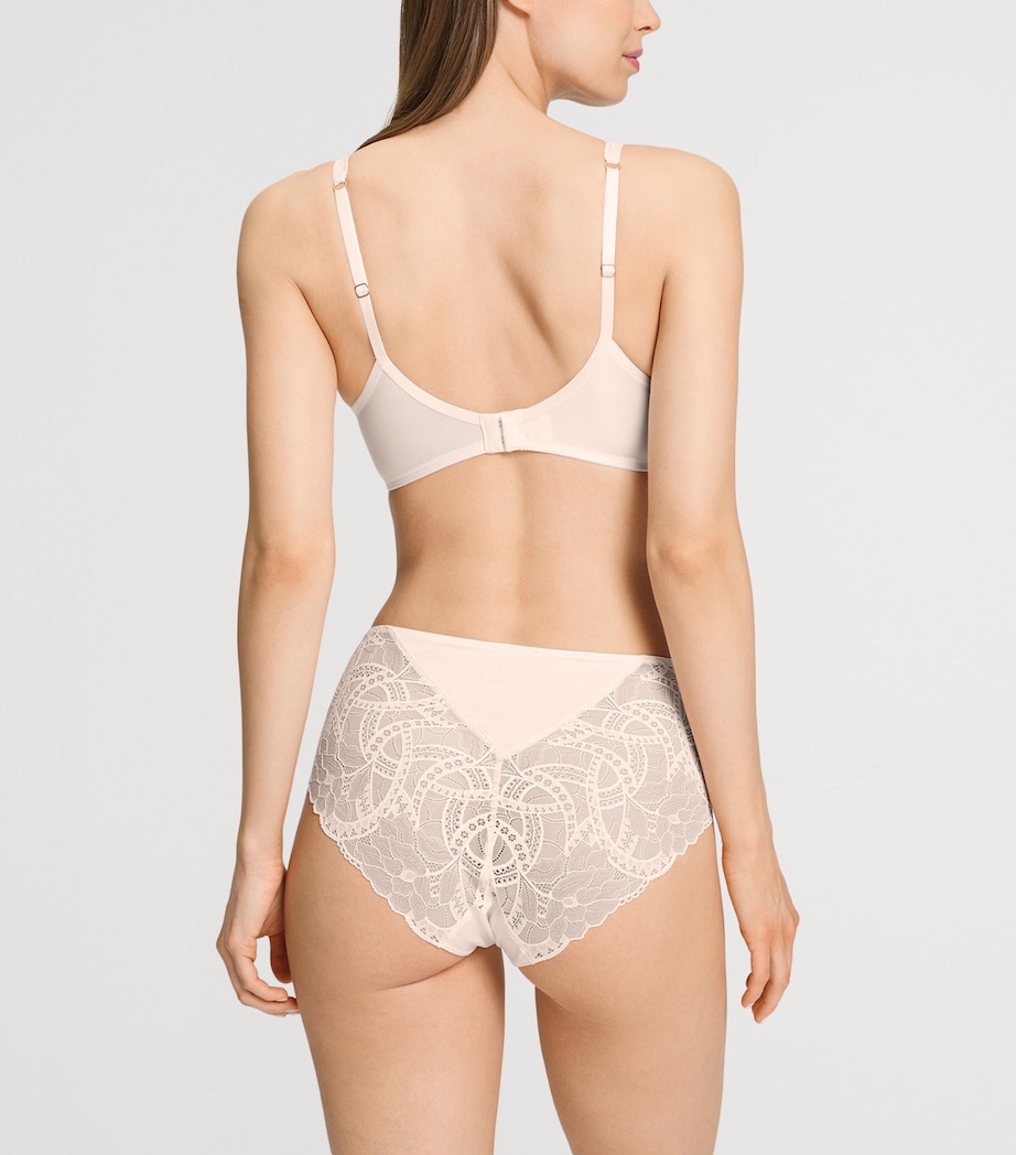 Hanro Womens Stretch-Lace Lightly Padded Bra Creamy Glass Image 5