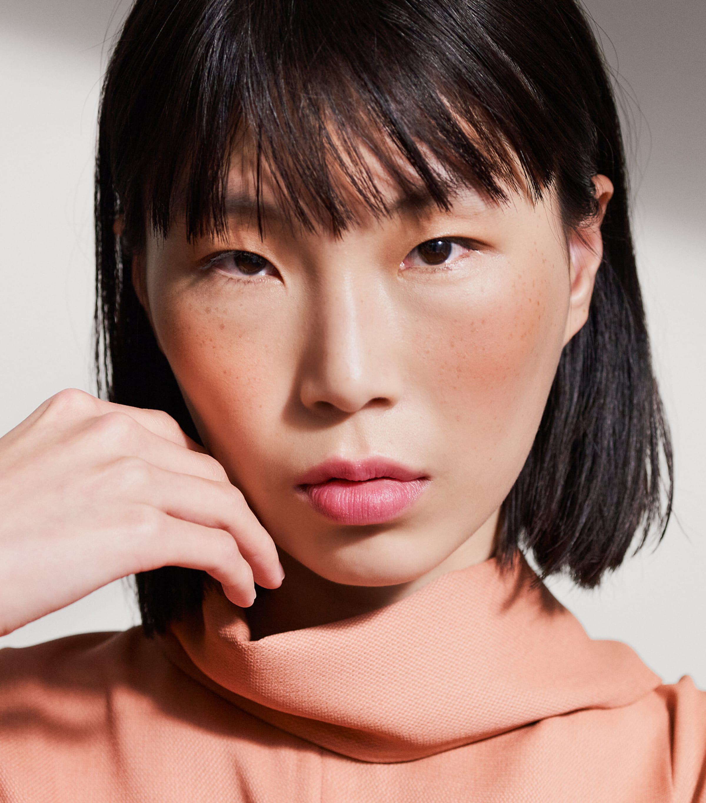 Rose Hermès Silky Blush Powder - 19 Rose Abricoté 19 ROSE ABRICOT Image 6