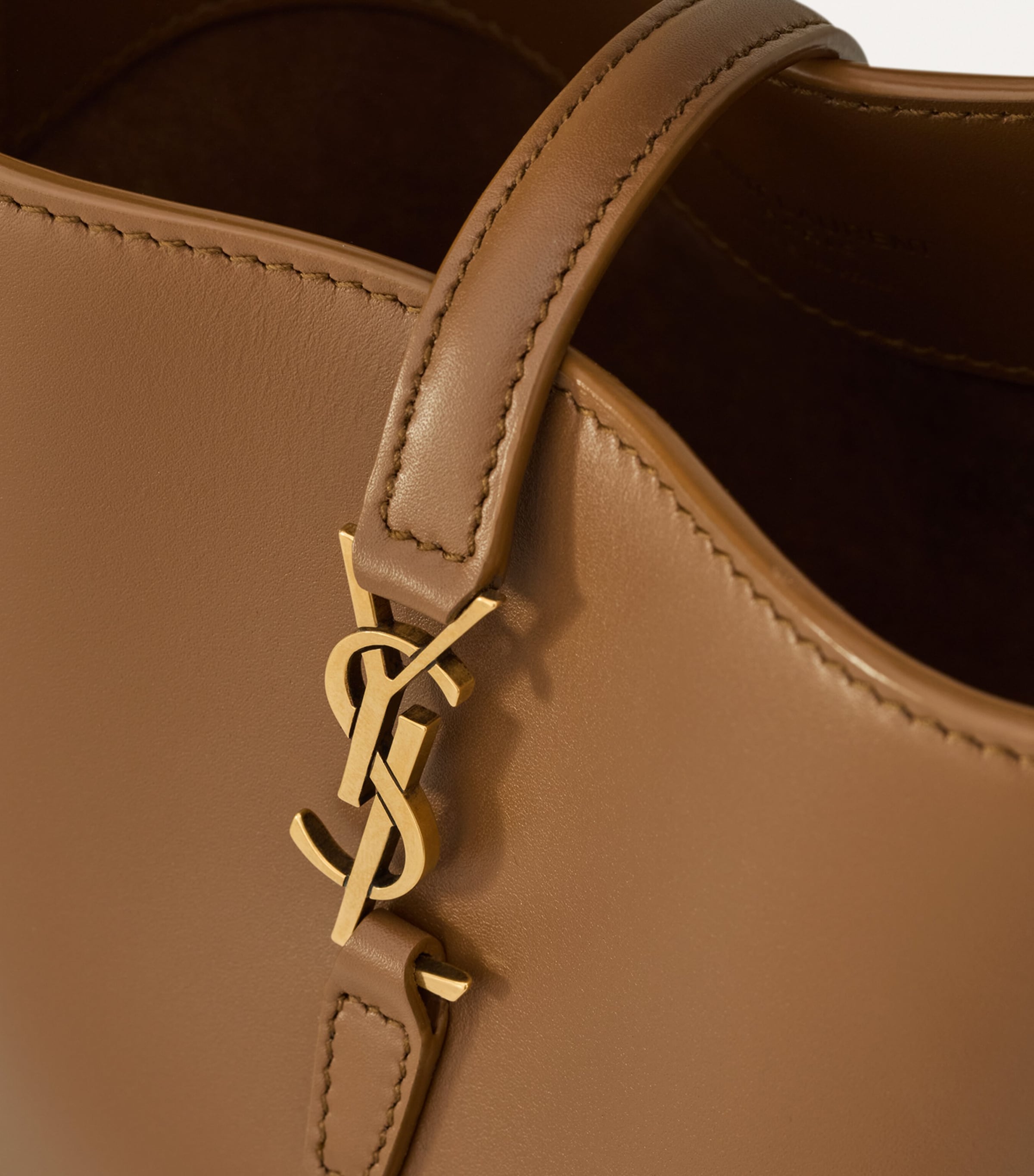 Mini Le 37 Bucket Bag 2536 Image 6