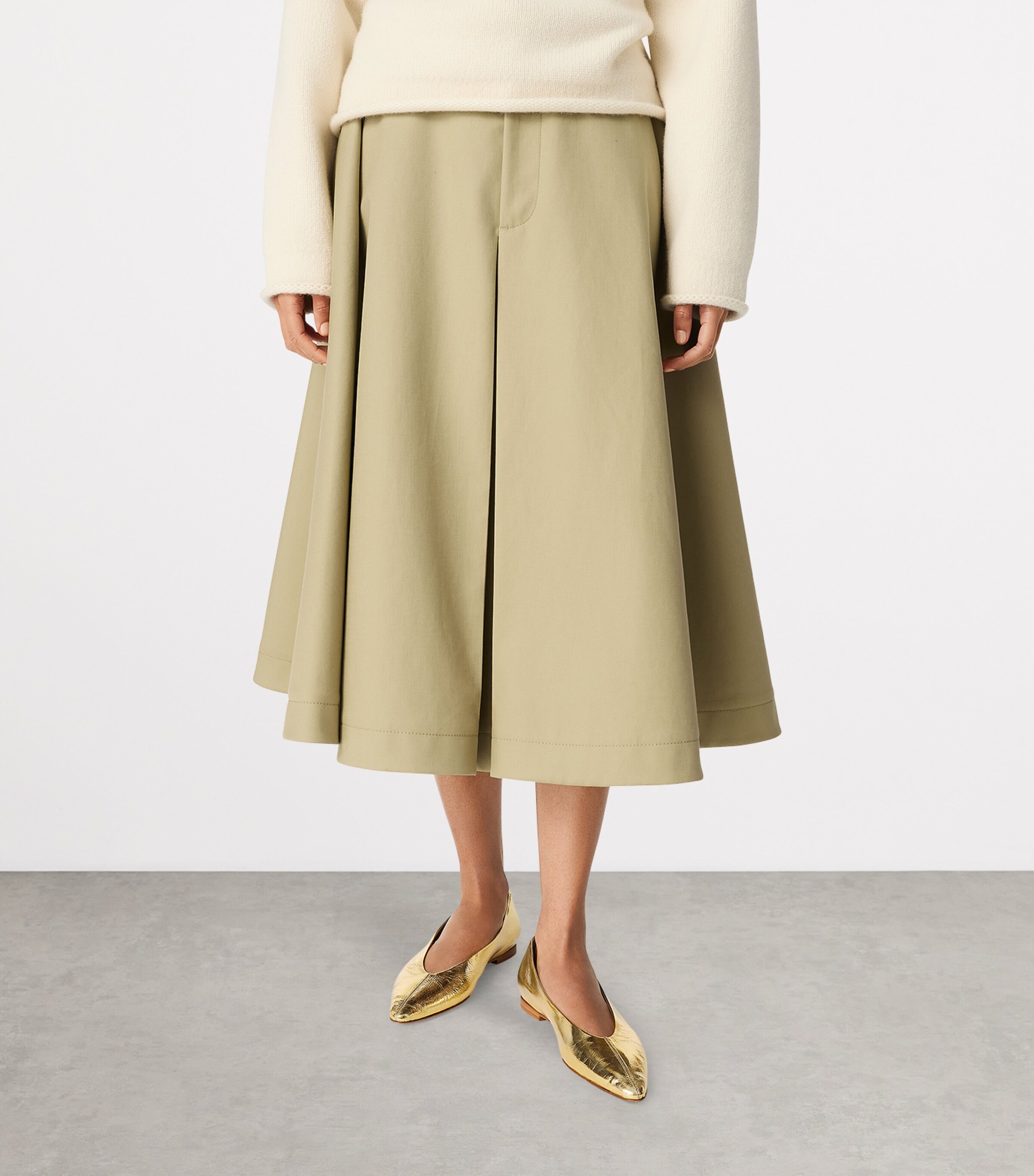 Bottega Veneta Reflective Goatskin Sofia Ballet Flats Image 2
