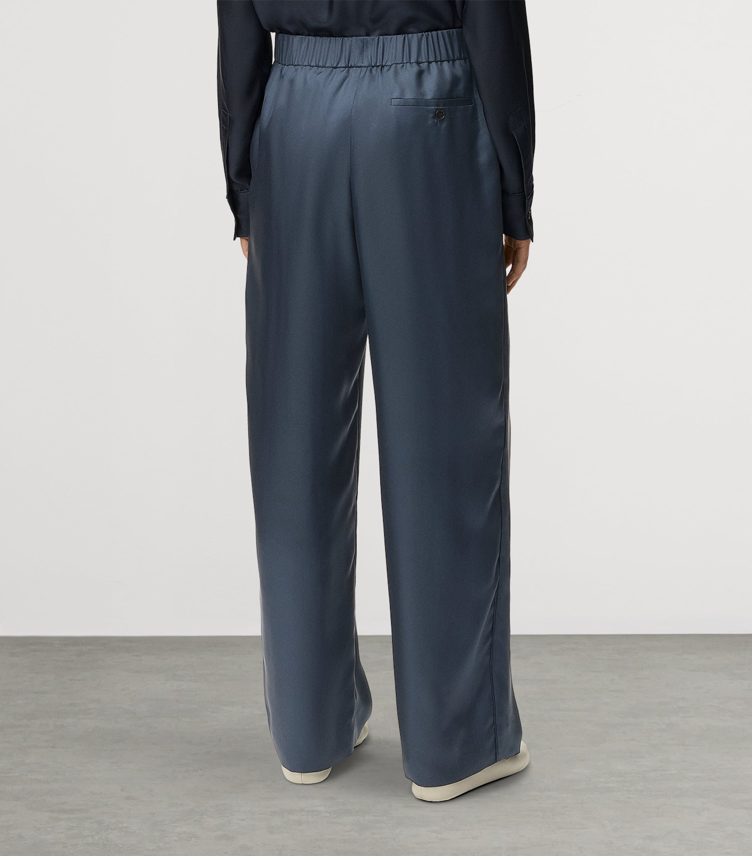 LOEWE Womens Silk-Blend Logo Waistband Trousers Dark Grey Image 4