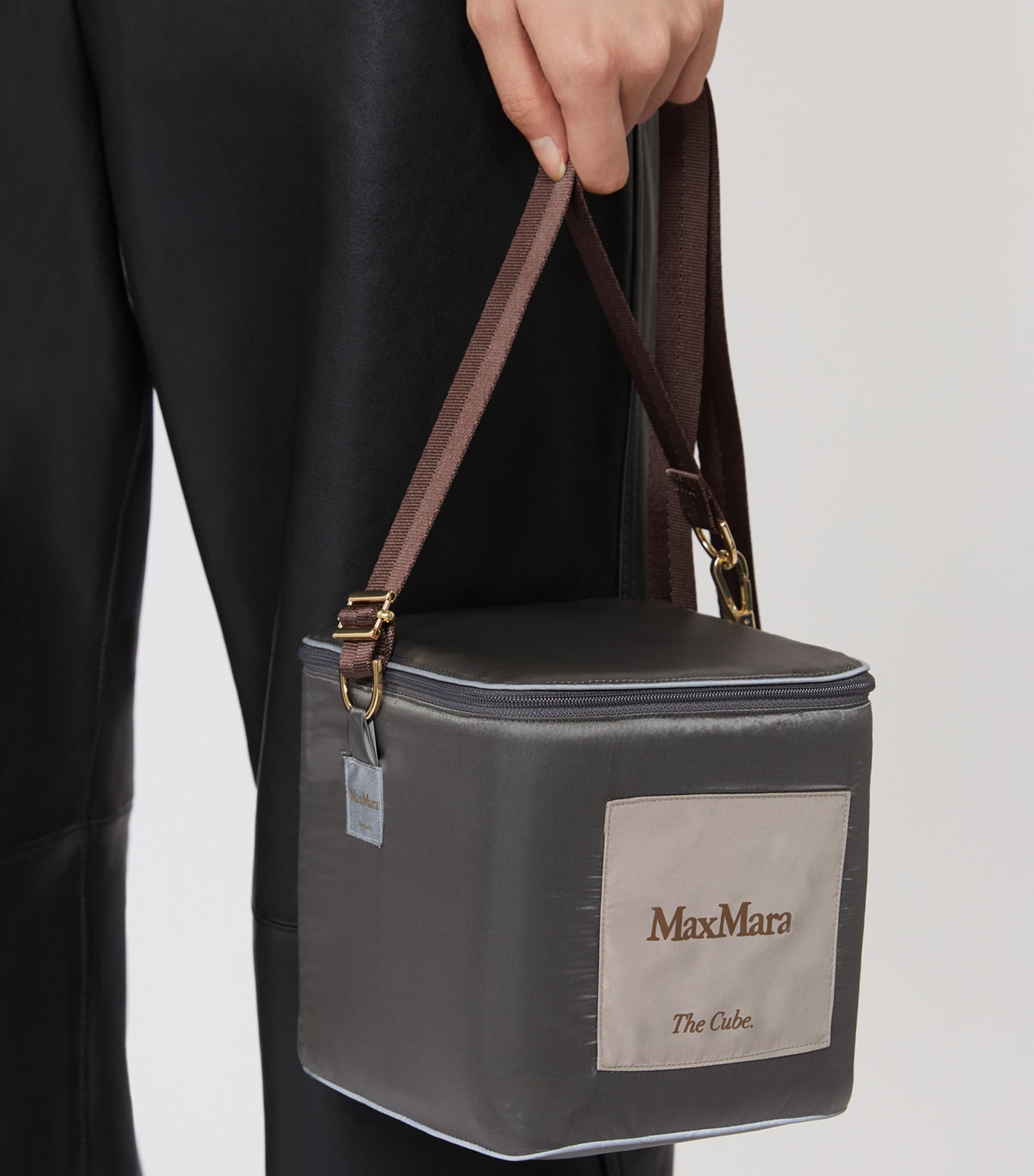 The Cube Down Gilet DARK GREY Image 5