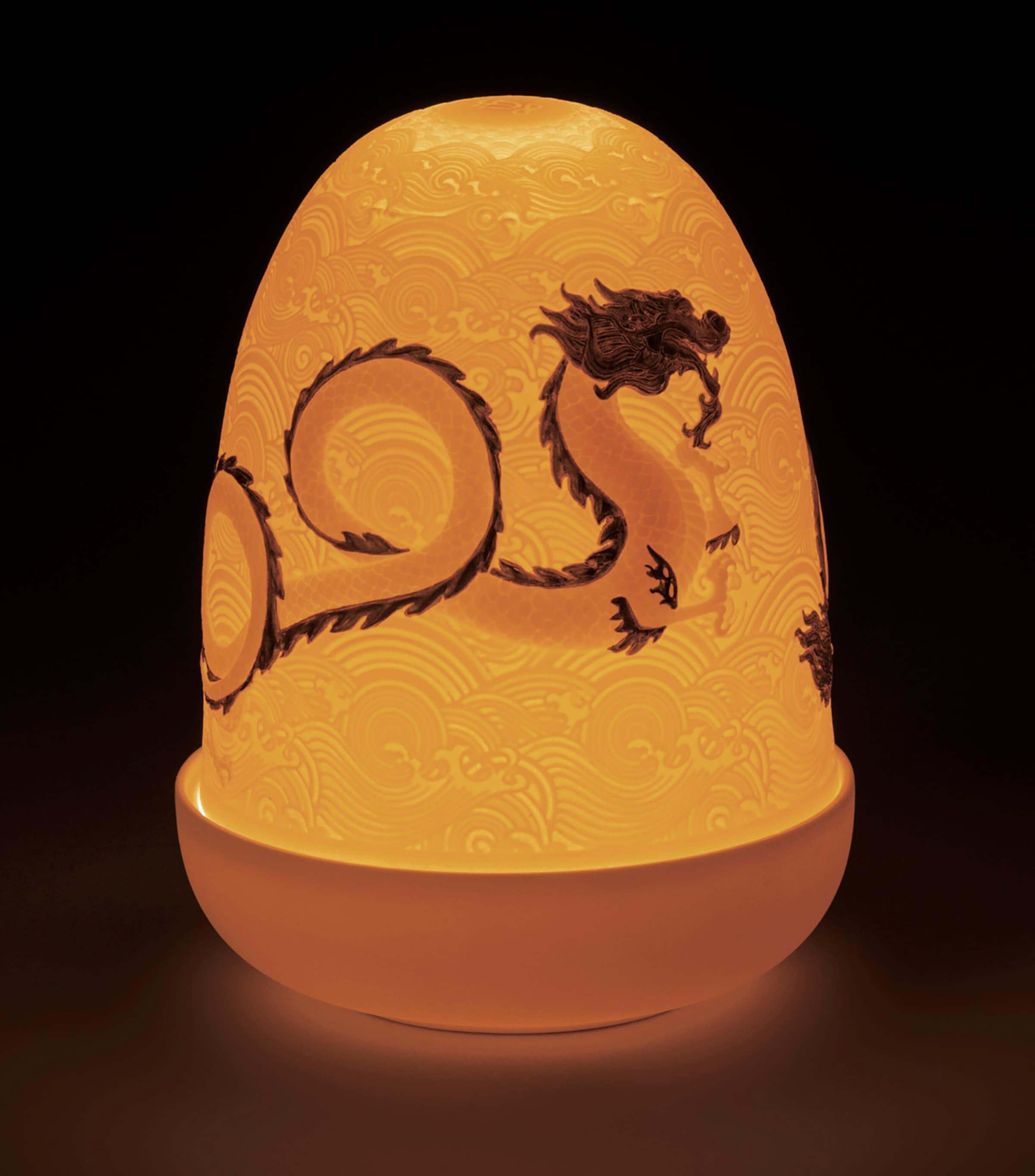 Dragon Dome Table Lamp WHITE Image 4