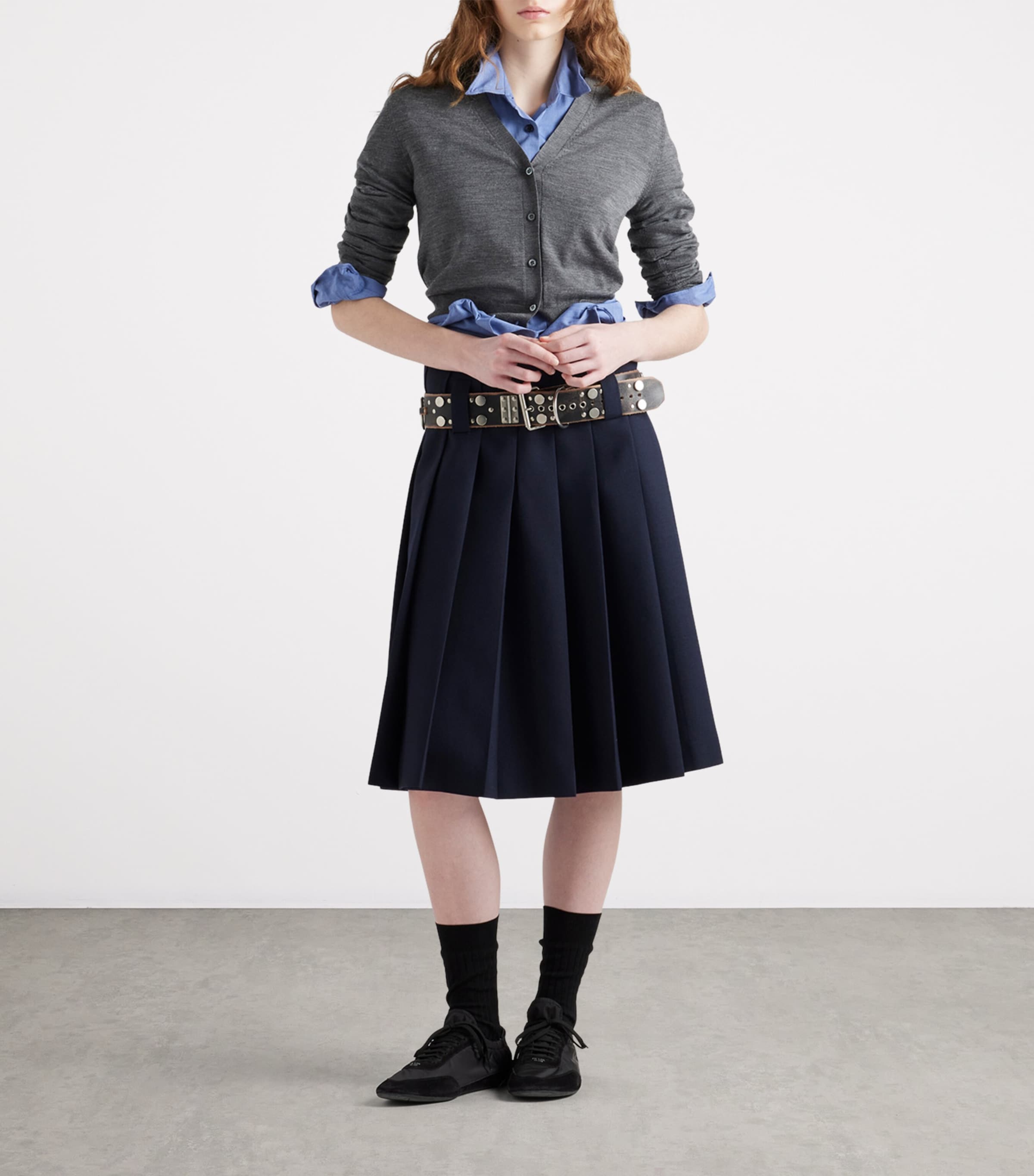 Wool Triangle Cardigan F0480 Image 2