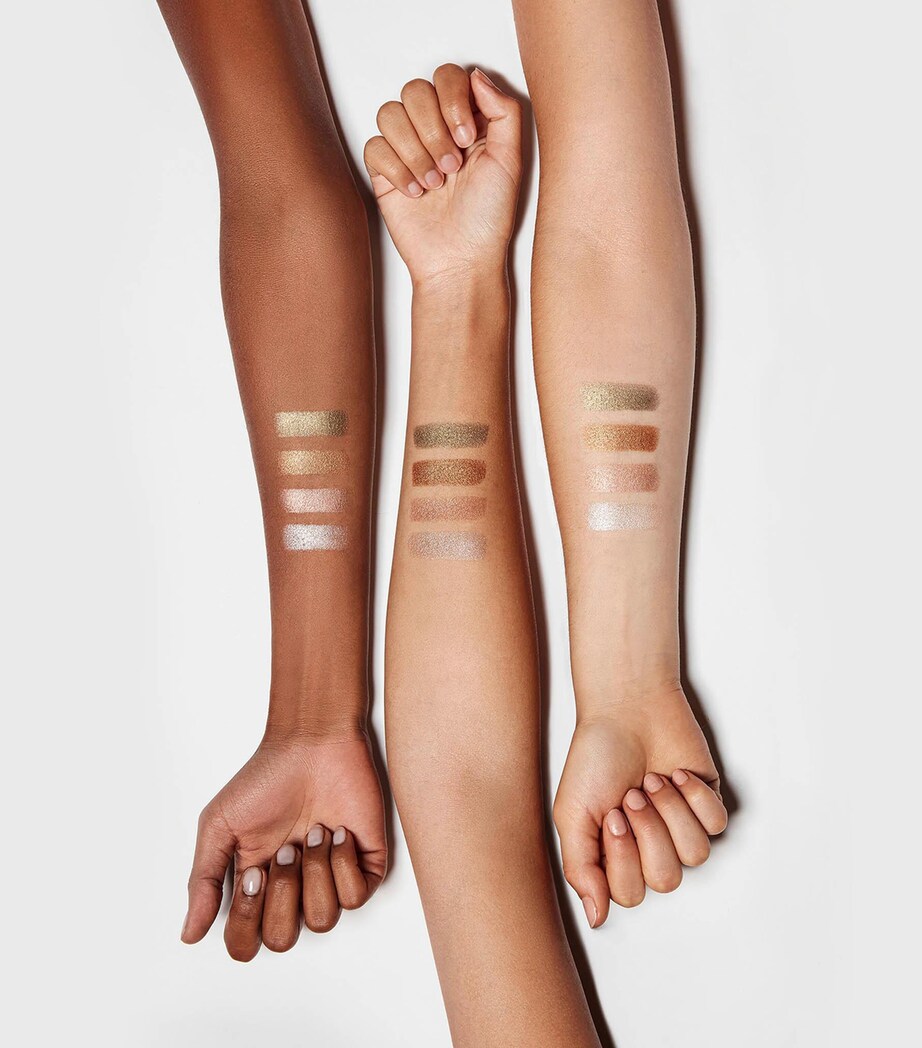 Carolina Herrera Chic Mono Eyeshadow Copper Image 4