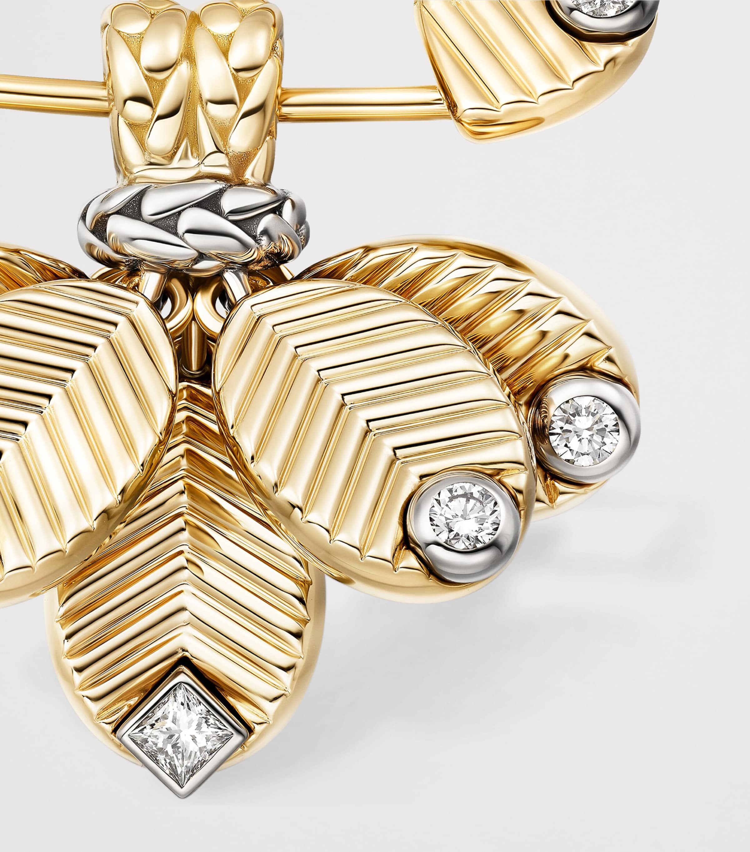 Yellow Gold, White Gold and Diamond Grain de Café Brooch MIXED GOLD Image 4