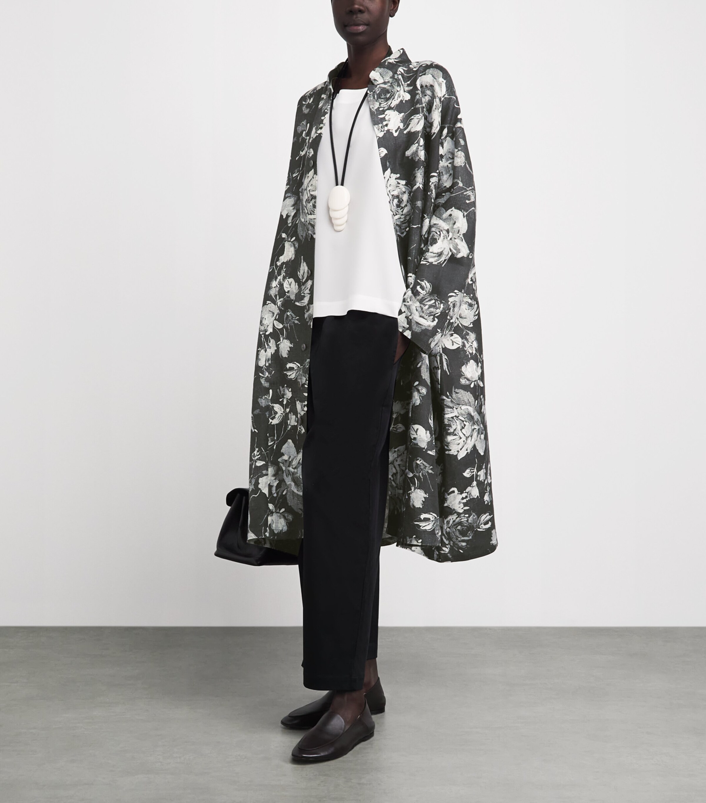 Eskandar Womens Linen A-Line Panelled Jacket Mnochrom Image 2