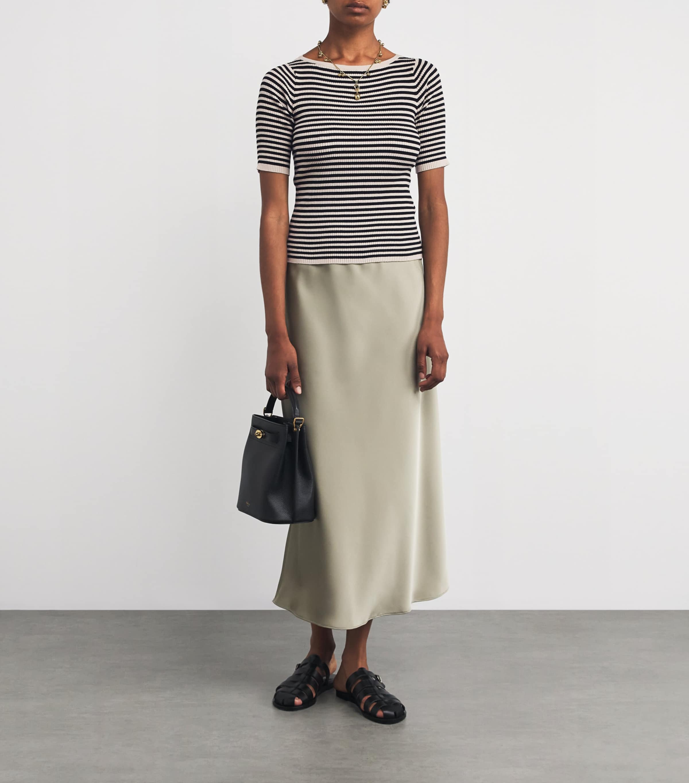 Stripe Short-Sleeve Sweater BEIGE Image 2