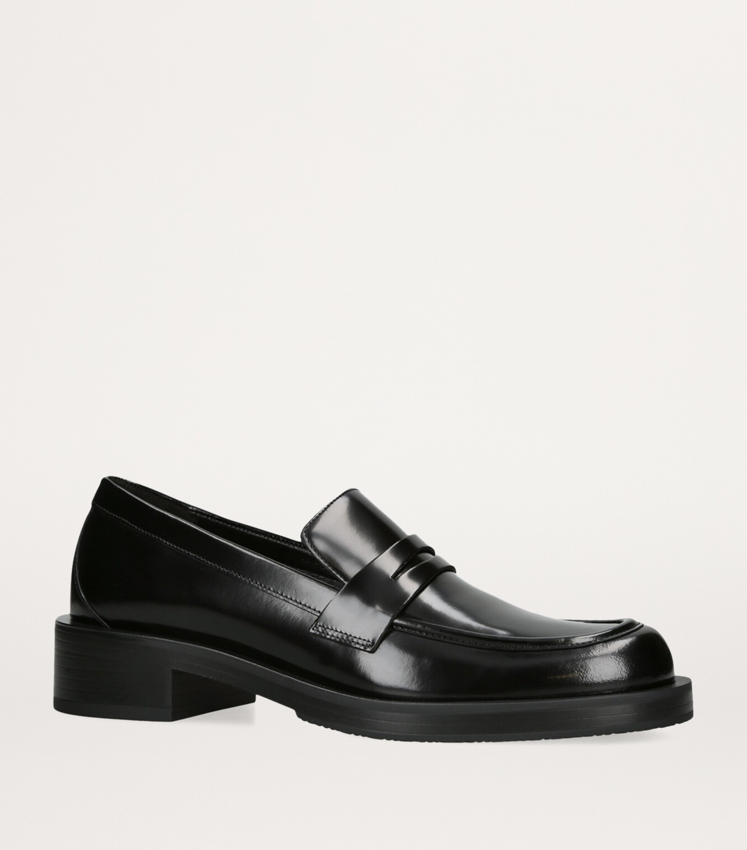 Stuart Weitzman Leather Palmer Bold Loafers Black Image 6