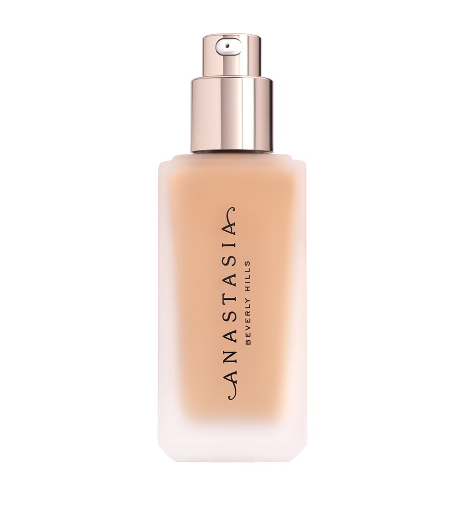 Impeccable Blurring Second-Skin Matte Foundation SHADE 16 4WP Image 2