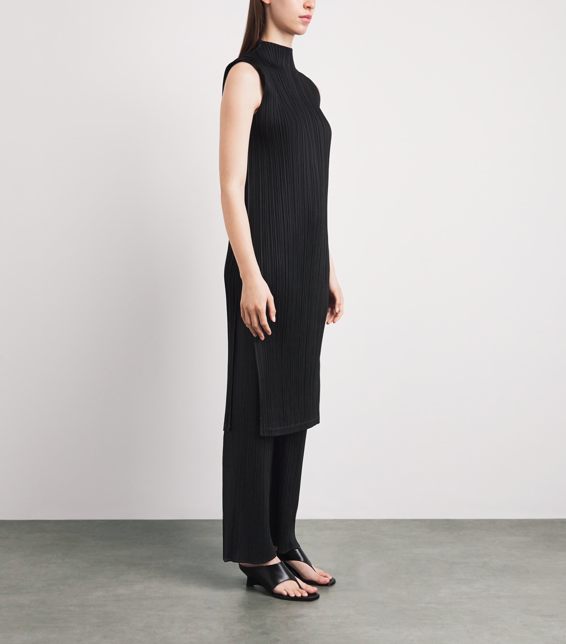 Pleats Please Issey Miyake Womens Swing Solid Midi Tunic Dress Black Image 4