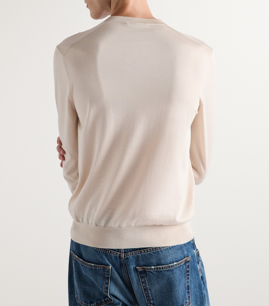 Silk V-Neck Sweater F0018 Image 4