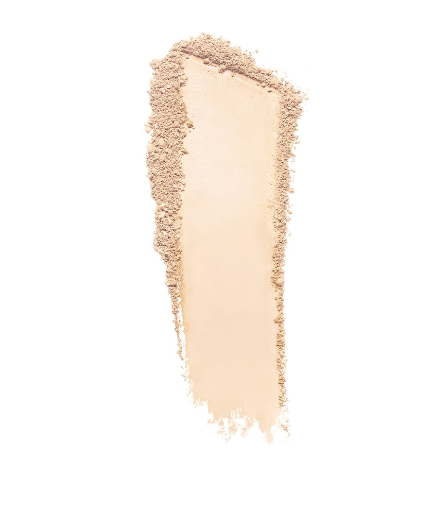 Double Wear Stay-in-Place Matte Powder Foundation 1N2 Image 2