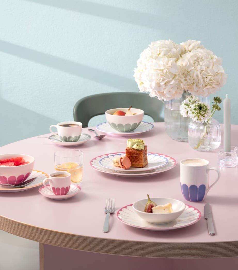 Porcelain Fleur Salad Bowl (24cm) WHITE Image 3