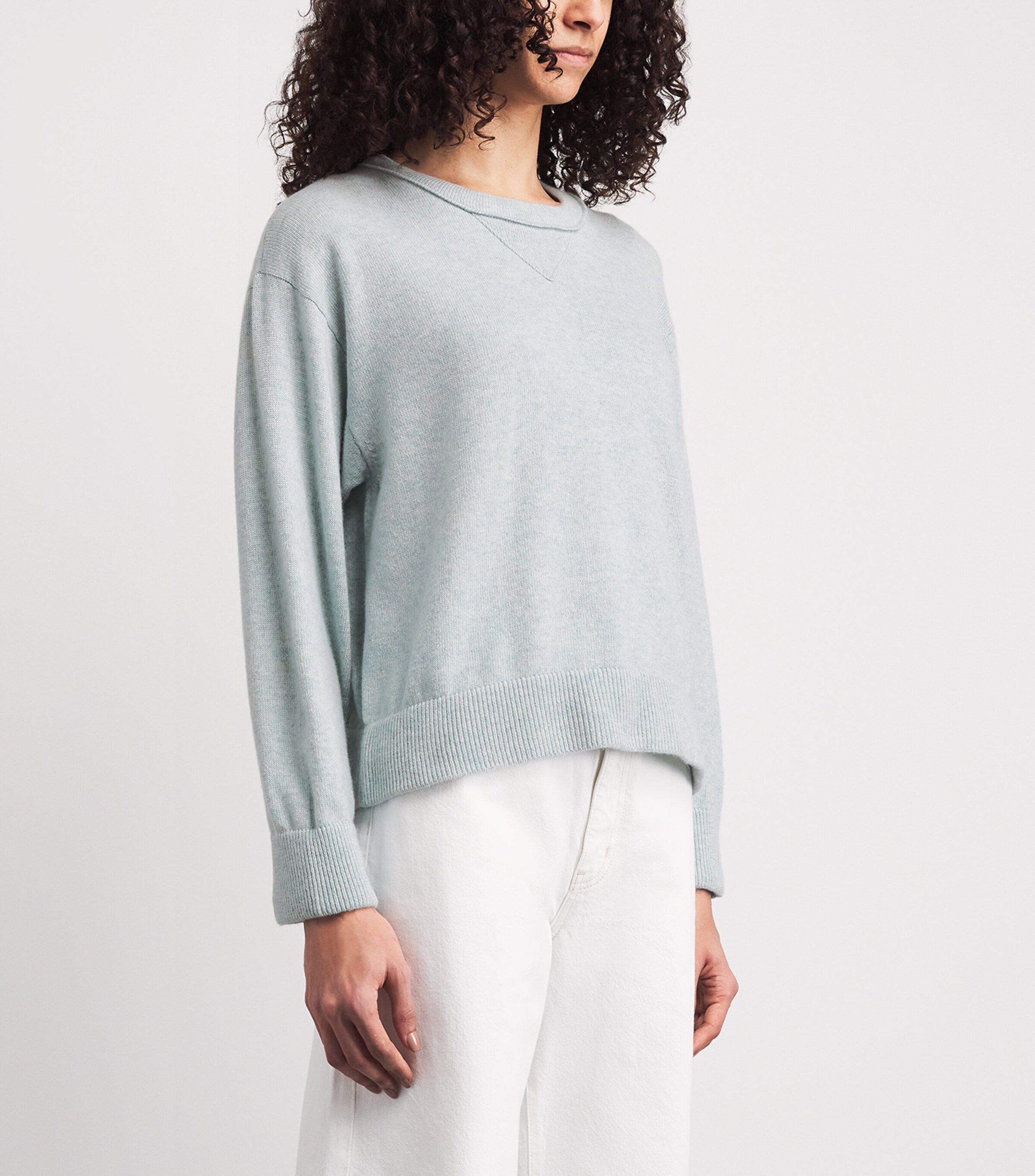 Johnstons Of Elgin Womens Cashmere Stella Sweatshirt Lunan Mint Image 4