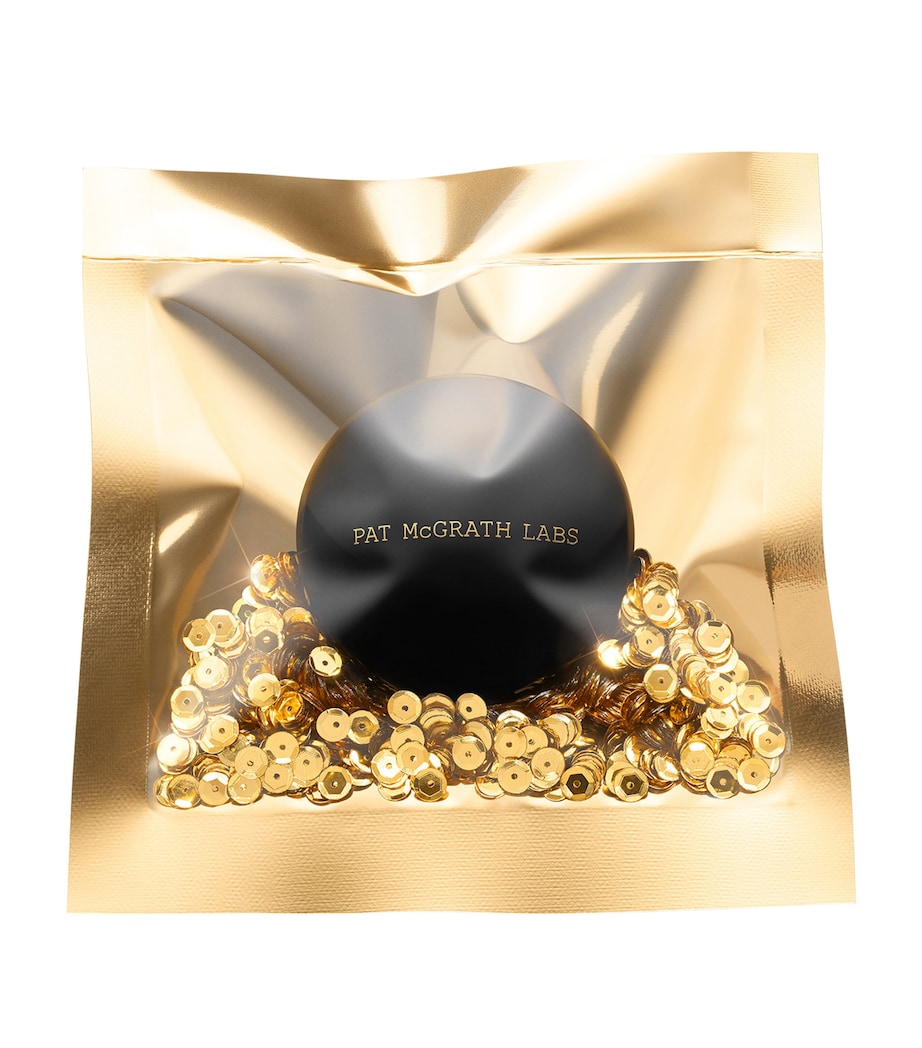 Skin Fetish: Sublime Perfection Under-Eye Powder YELLOW Image 4