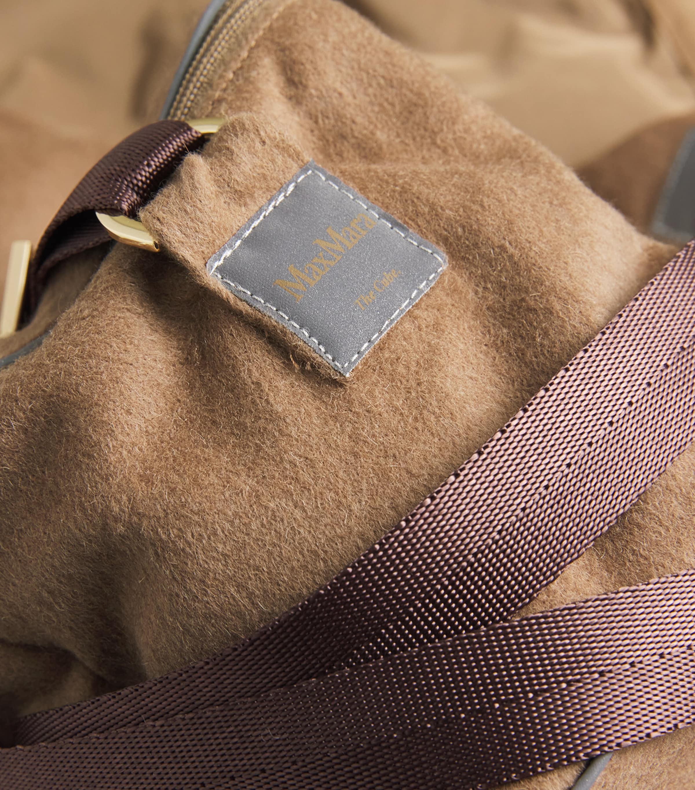 The Cube Quilted Gilet BEIGE Image 5