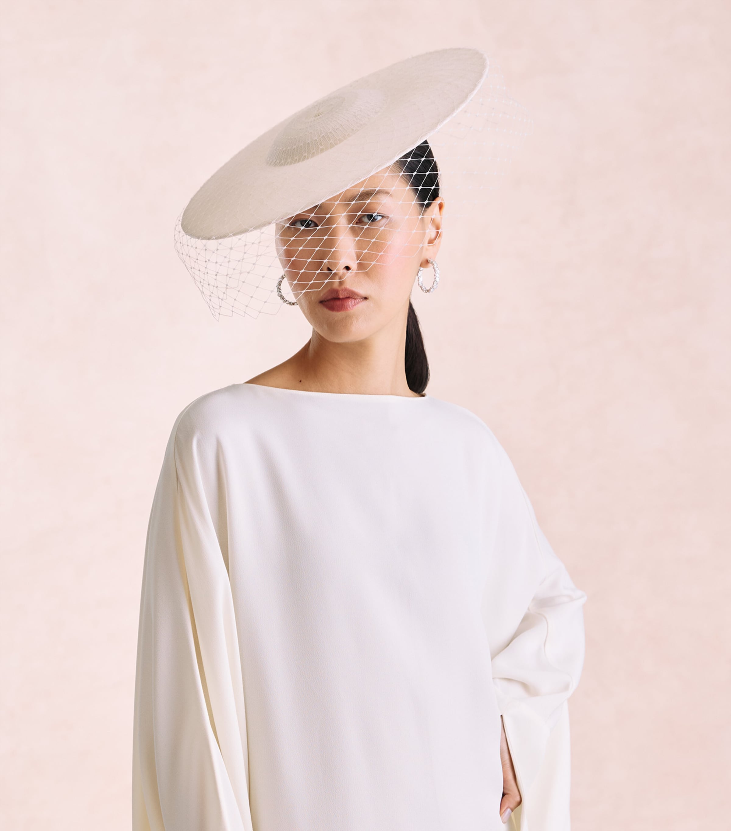 EMILY-LONDON Zaehtia Hat White Image 1