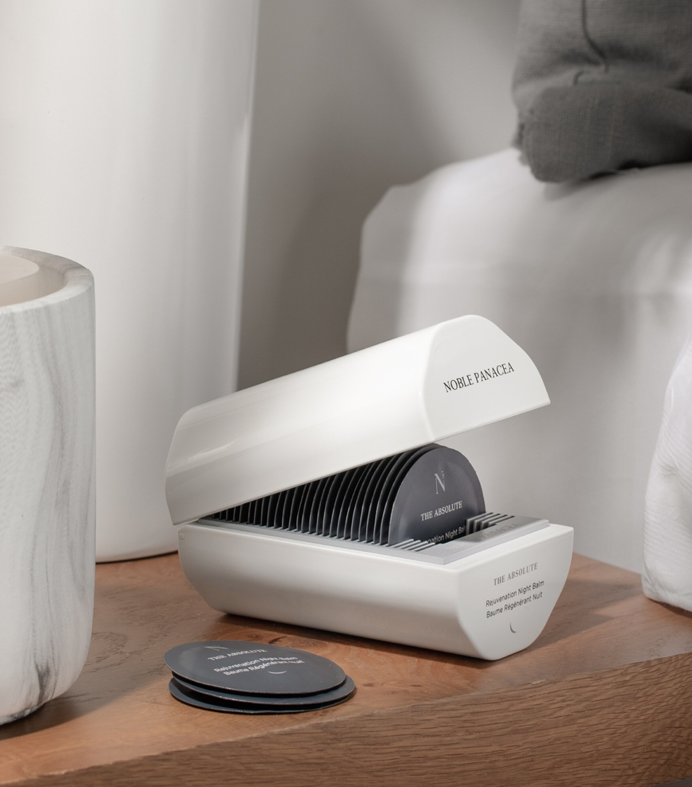 The Absolute Rejuvenation Night Balm (30 x 0.8ml) NO COLOUR Image 5