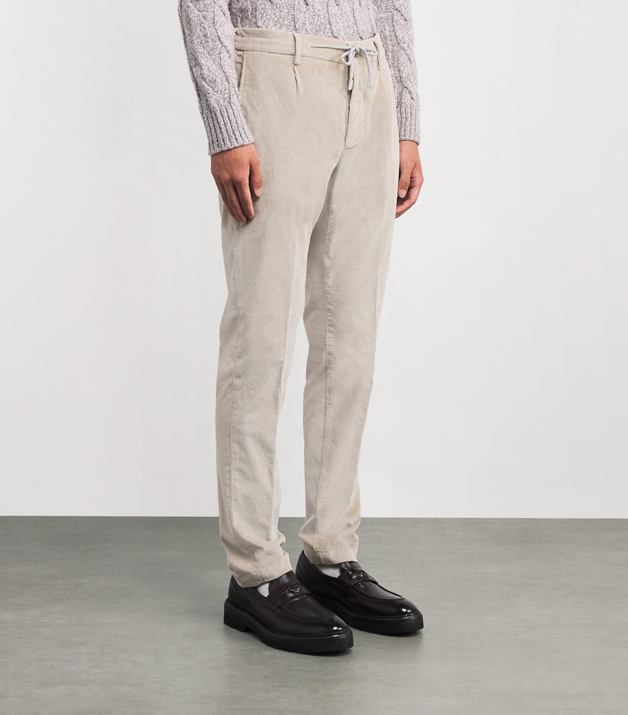 Tapered Trousers SABBIA Image 3