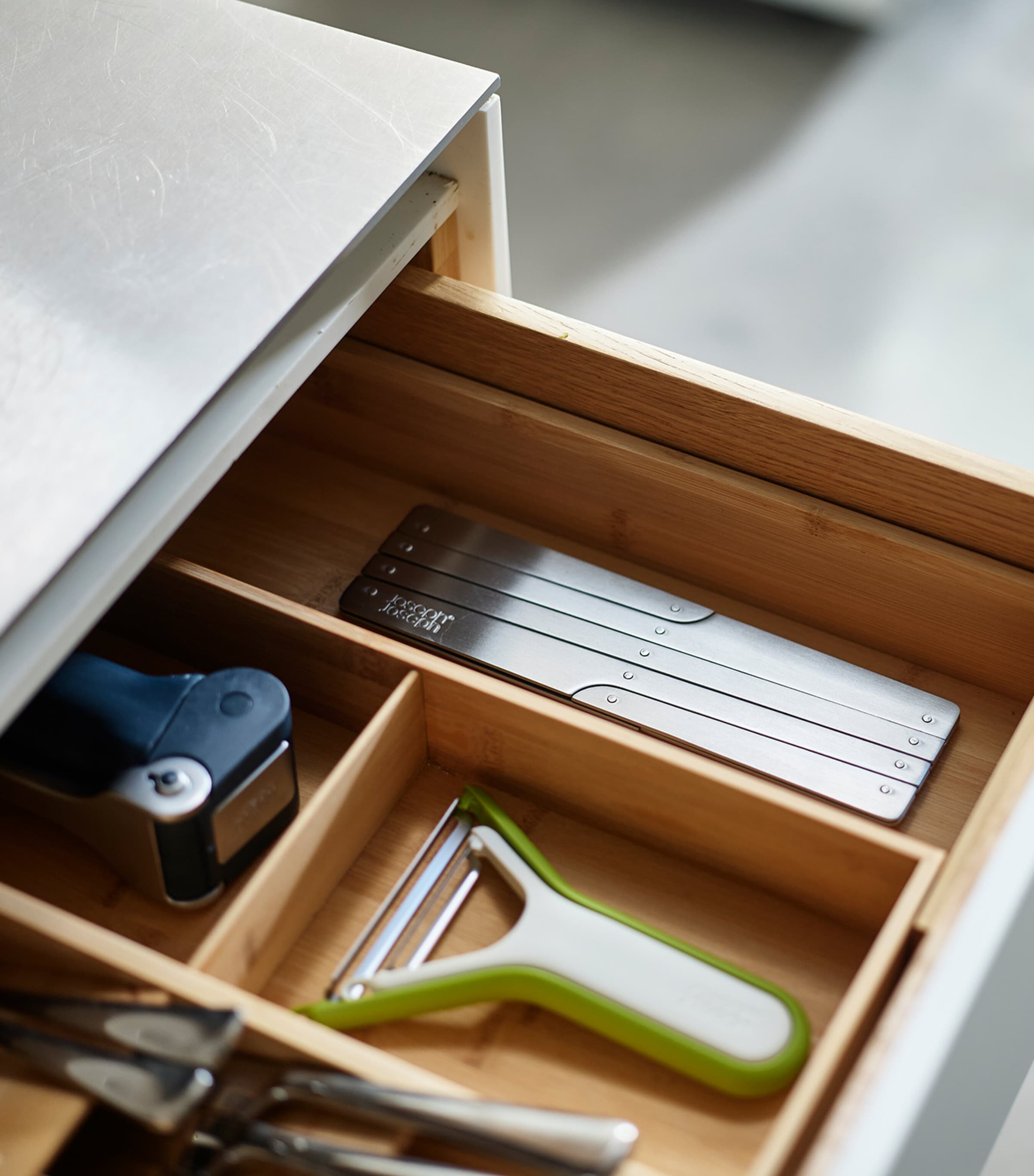 Space Stainless-Steel Trivet SILVER Image 3