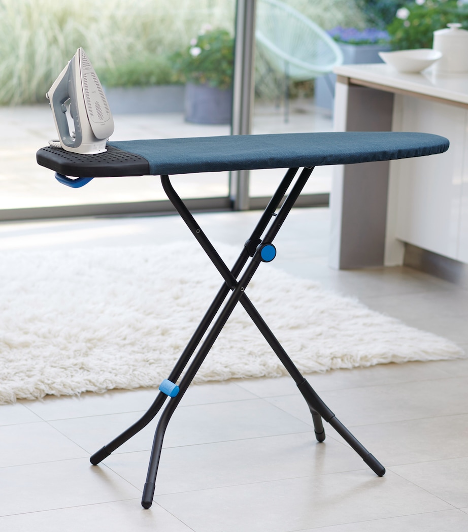 Glide Plus Ironing Board BLACK/BLUE Image 2