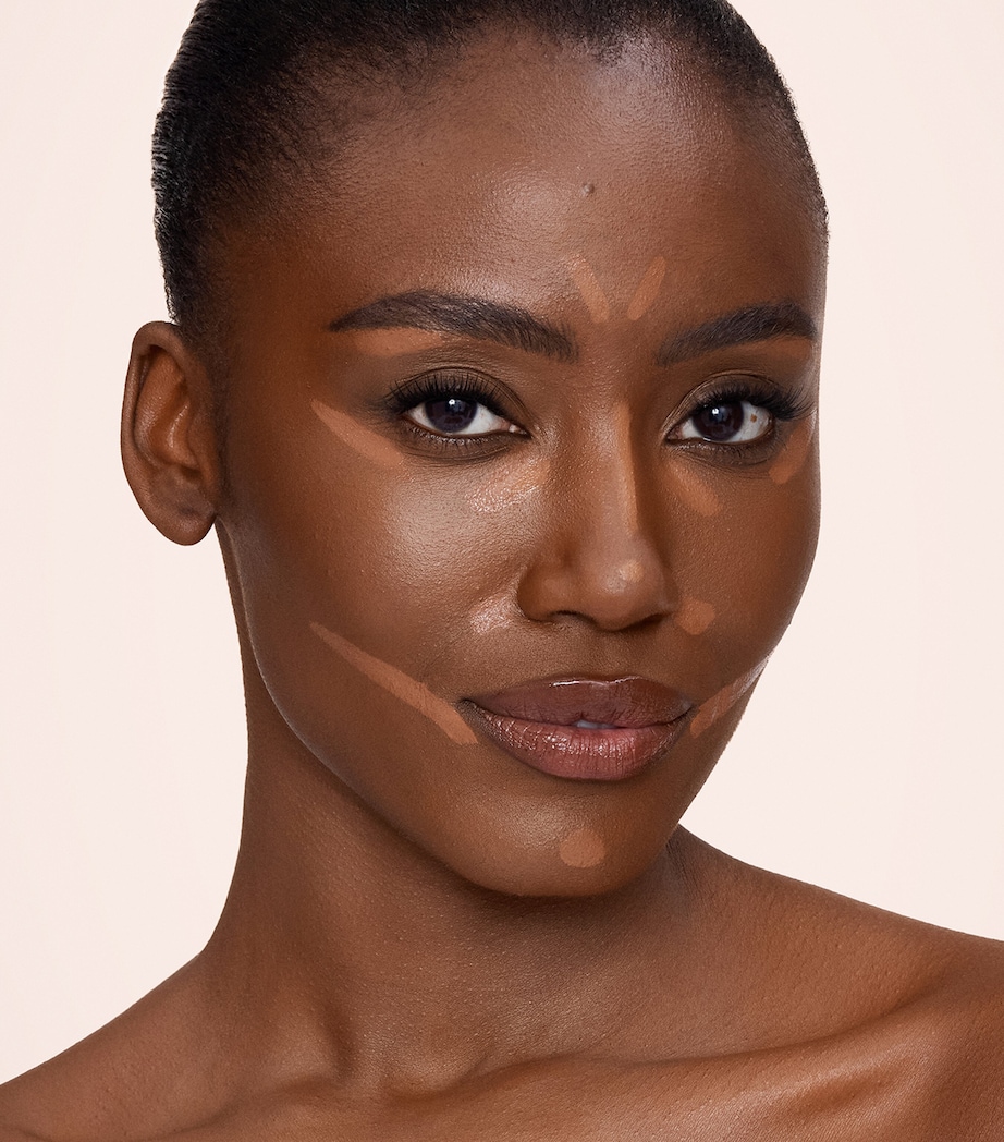 Airbrush Flawless Blur Concealer 16 DEEP Image 5