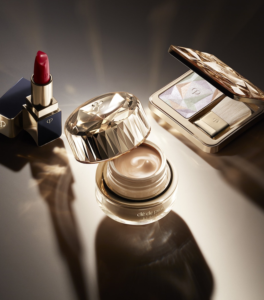 The Foundation B10 Image 5