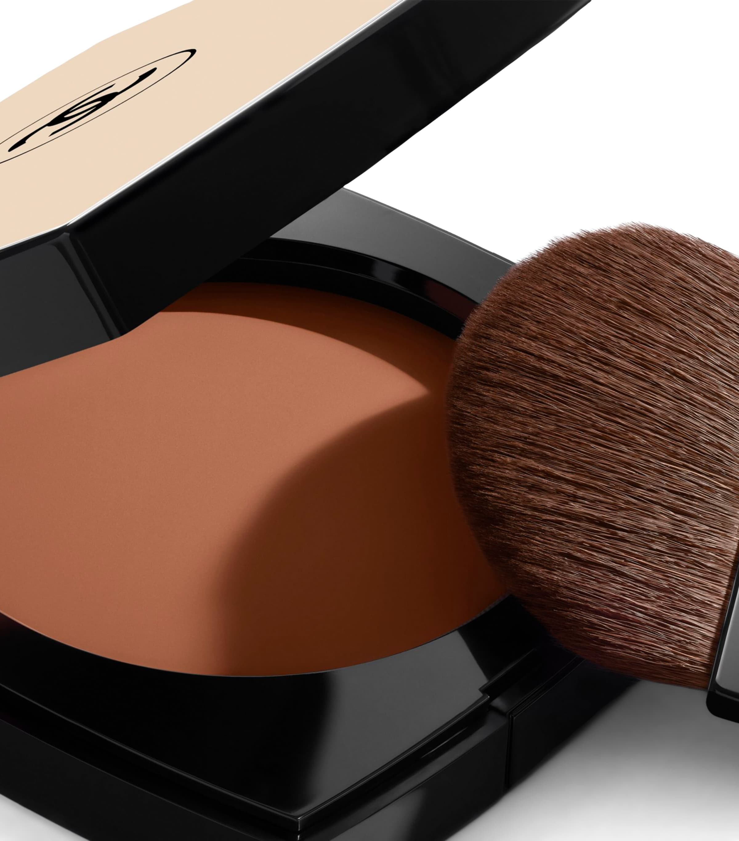 LES BEIGES Healthy Glow Sheer Powder BD91 Image 2