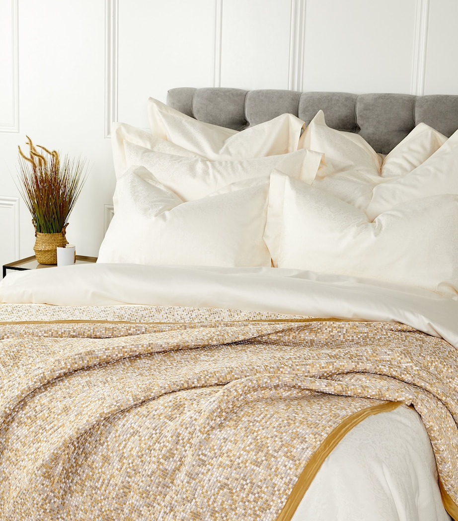 Mosaic Super King Bedspread (245cm x 255cm) MIEL 800 Image 3