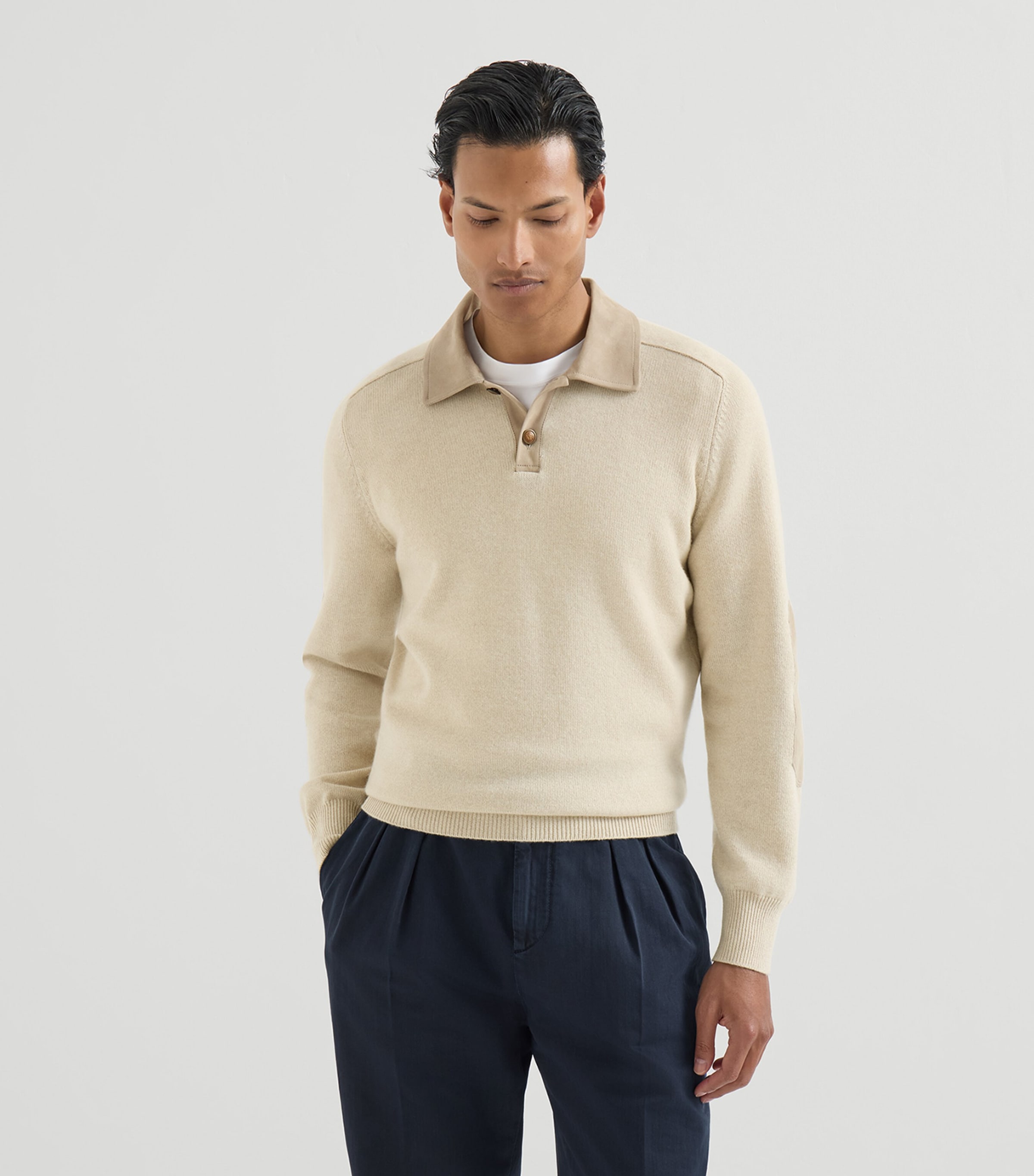 Brunello Cucinelli Mens Cashmere Suede-Collar Polo Sweater Sabbia Image 2
