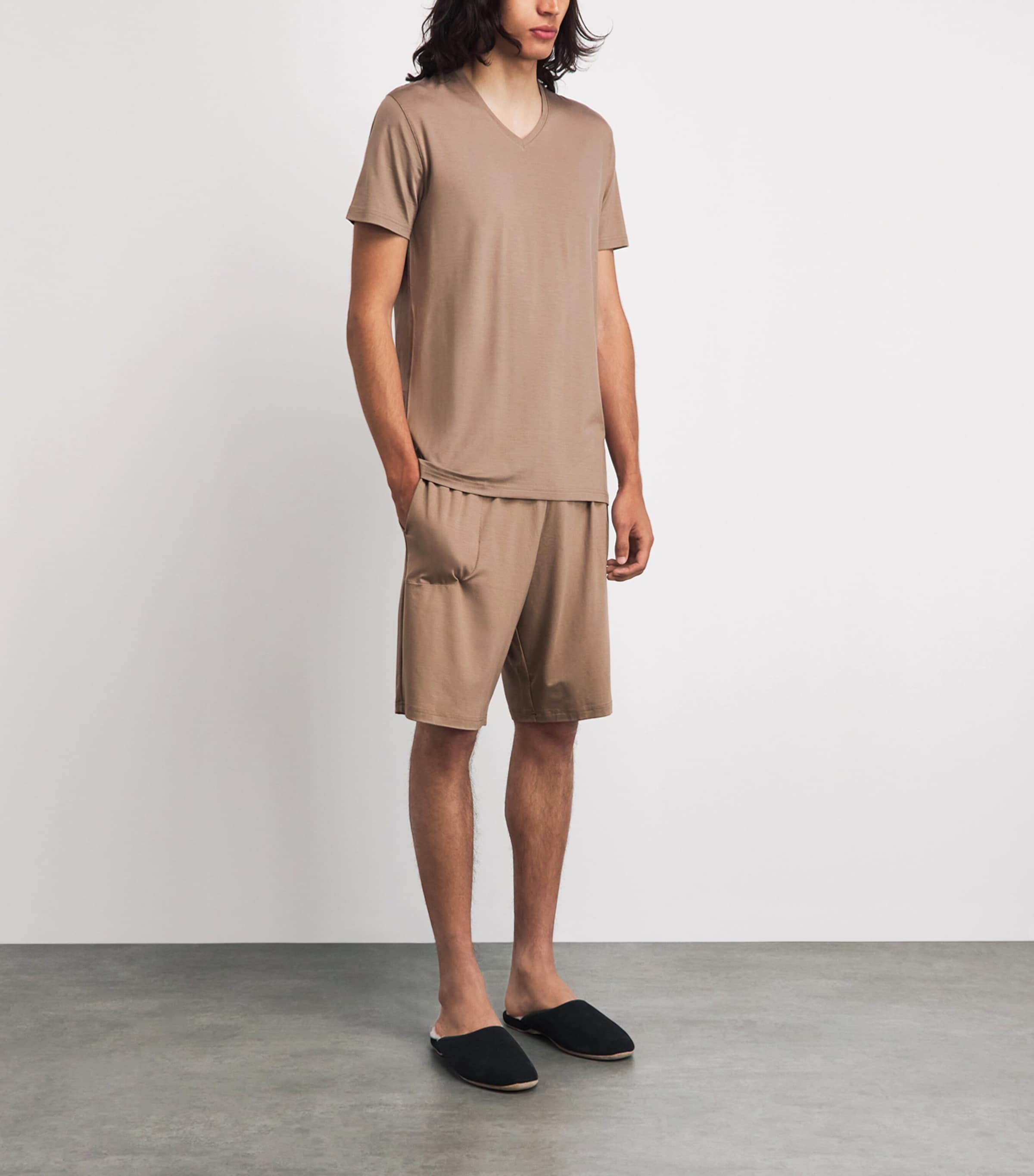 Derek Rose Mens Basel V-Neck Lounge T-Shirt Bro Image 2