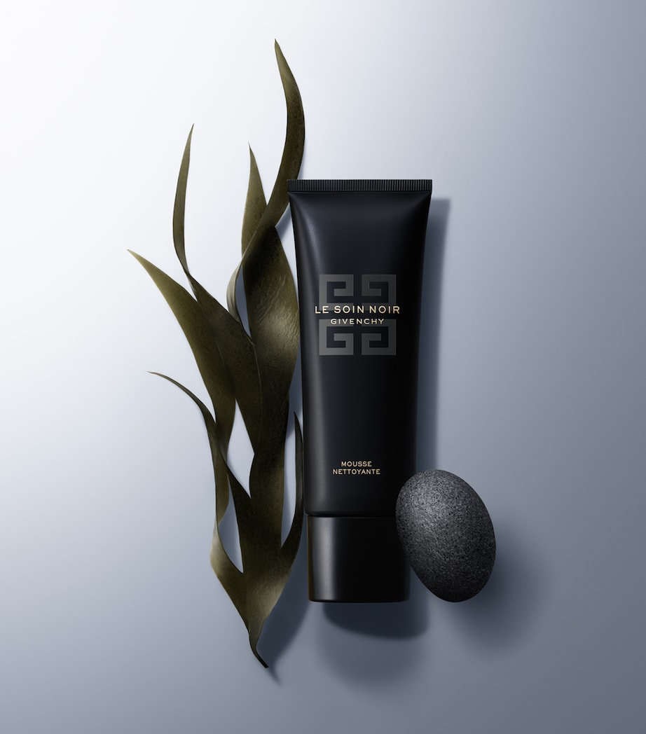 Le Soin Noir Cleansing Foam (125ml) NO COLOUR Image 3