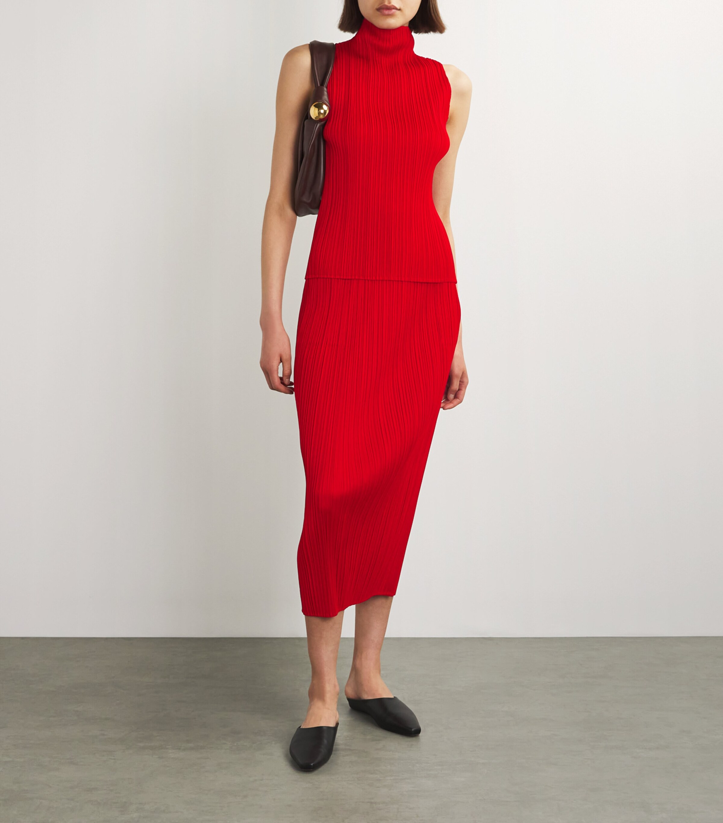 Sleeveless New Colorful Basics Top 24 Image 2