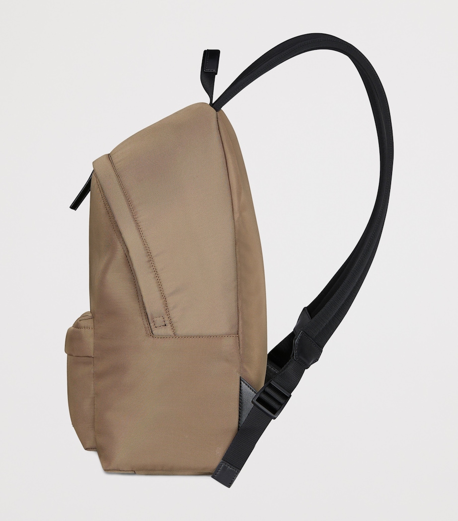 Essential U Backpack BEIGE CAMEL Image 2
