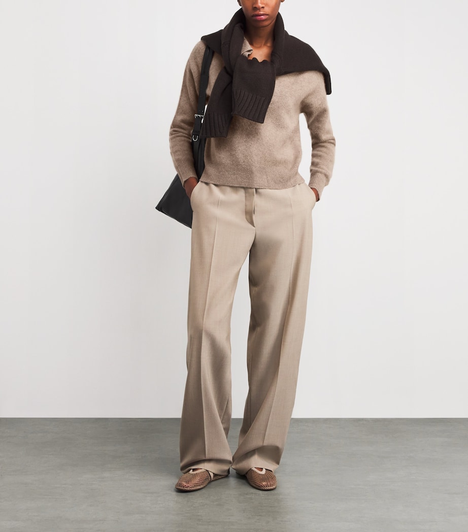 Cashmere Kaia Sweater NOUGAT Image 2