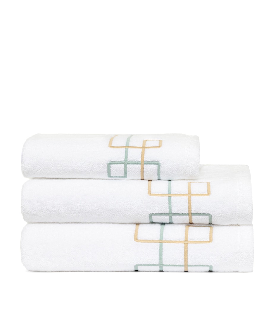 Yves Delorme Villa Hand Towel (55cm x 100cm) White Image 1