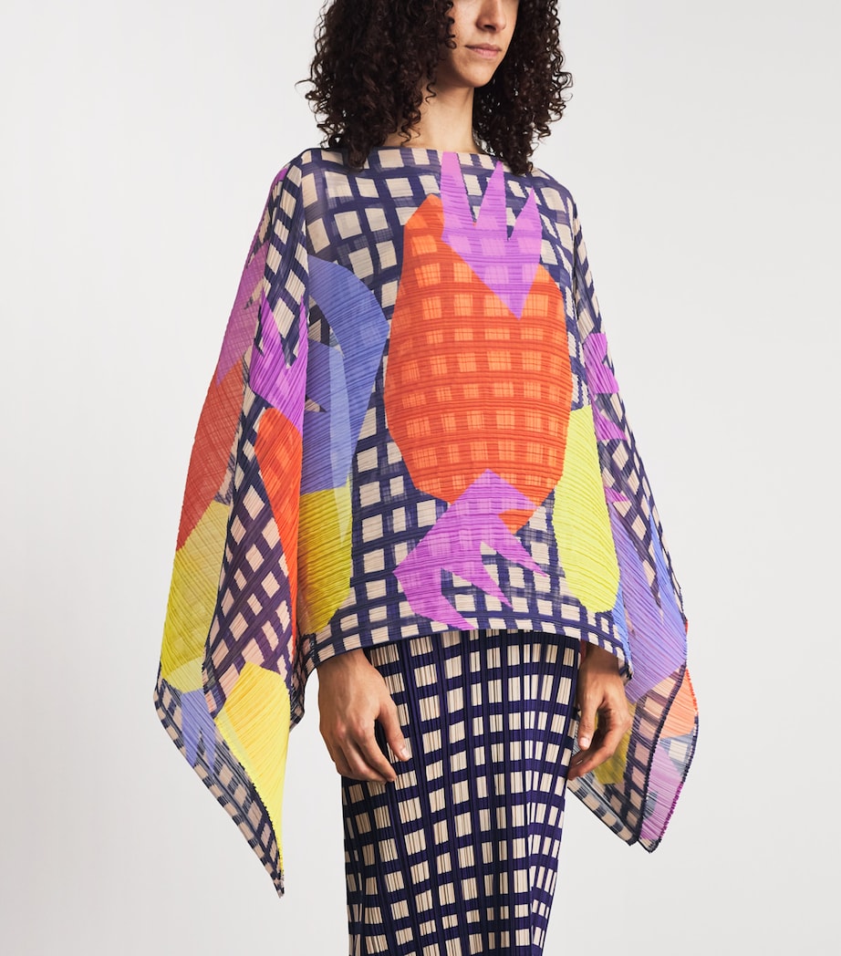 Pleats Please Issey Miyake Womens Printed Market Madame Stole Tomato Image 4