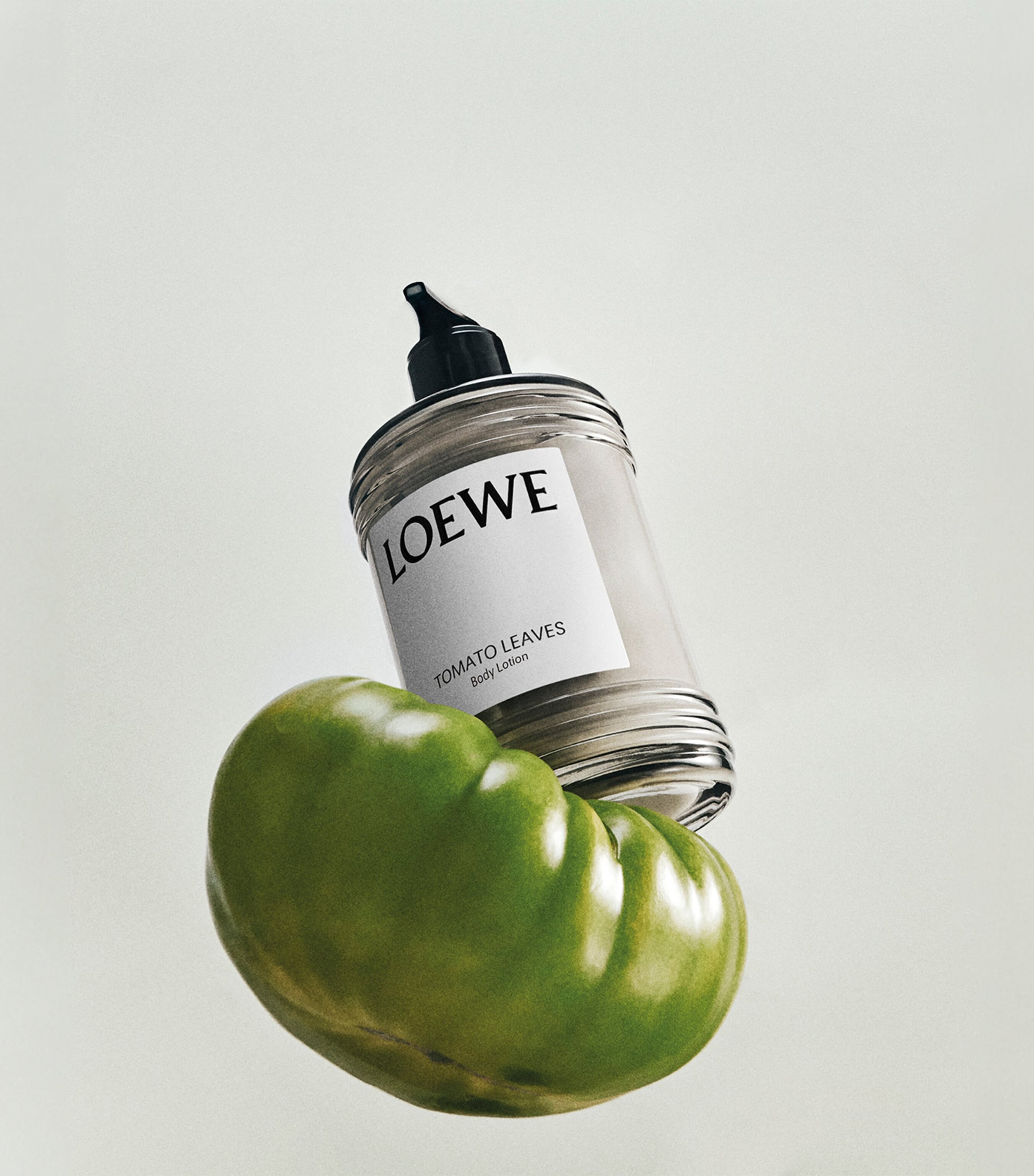 LOEWE Perfumes Tomato Leaves Body Lotion (360ml) | Harrods US
