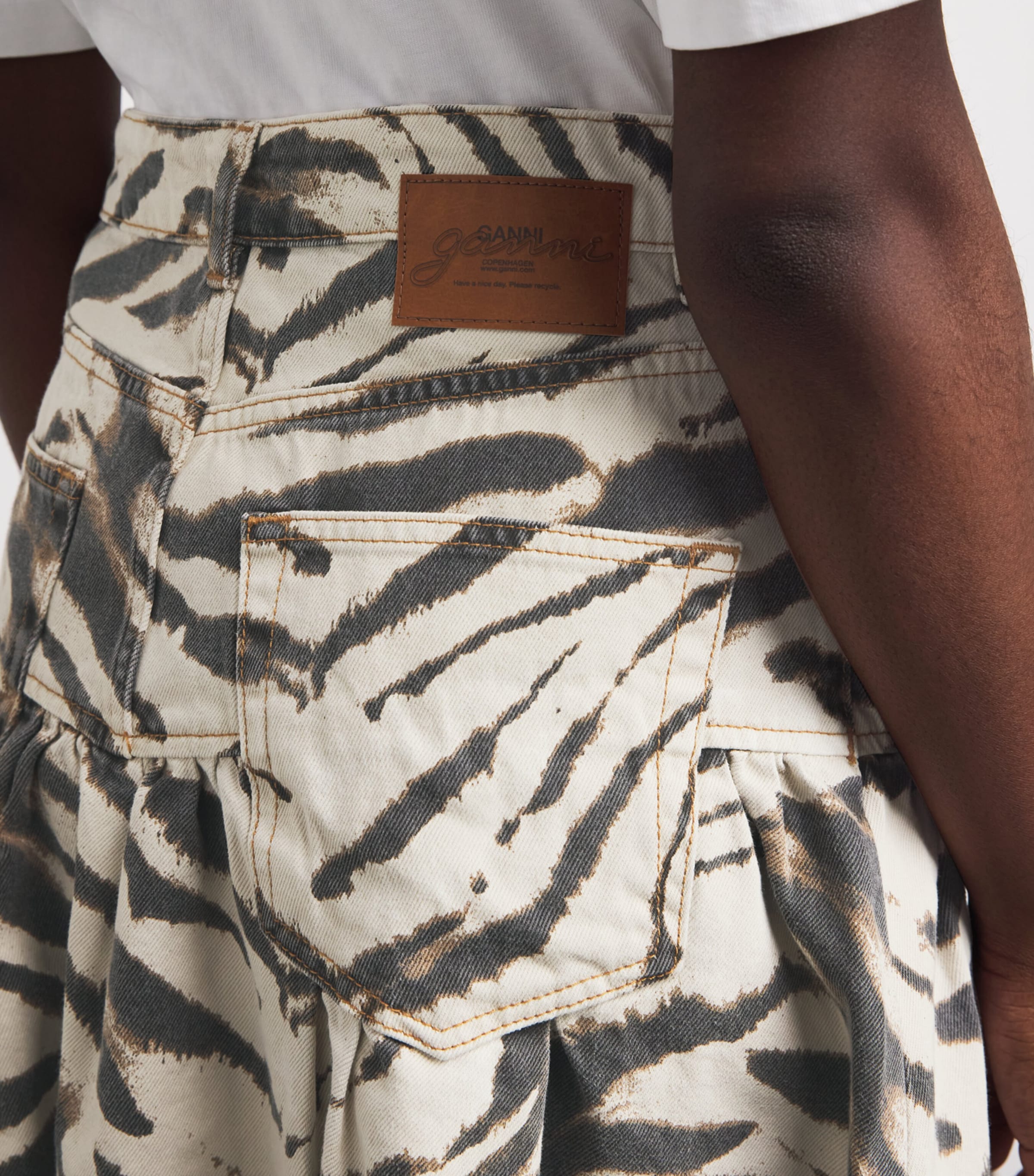 GANNI Womens Zebra Denim Midi Skirt Egret Image 3