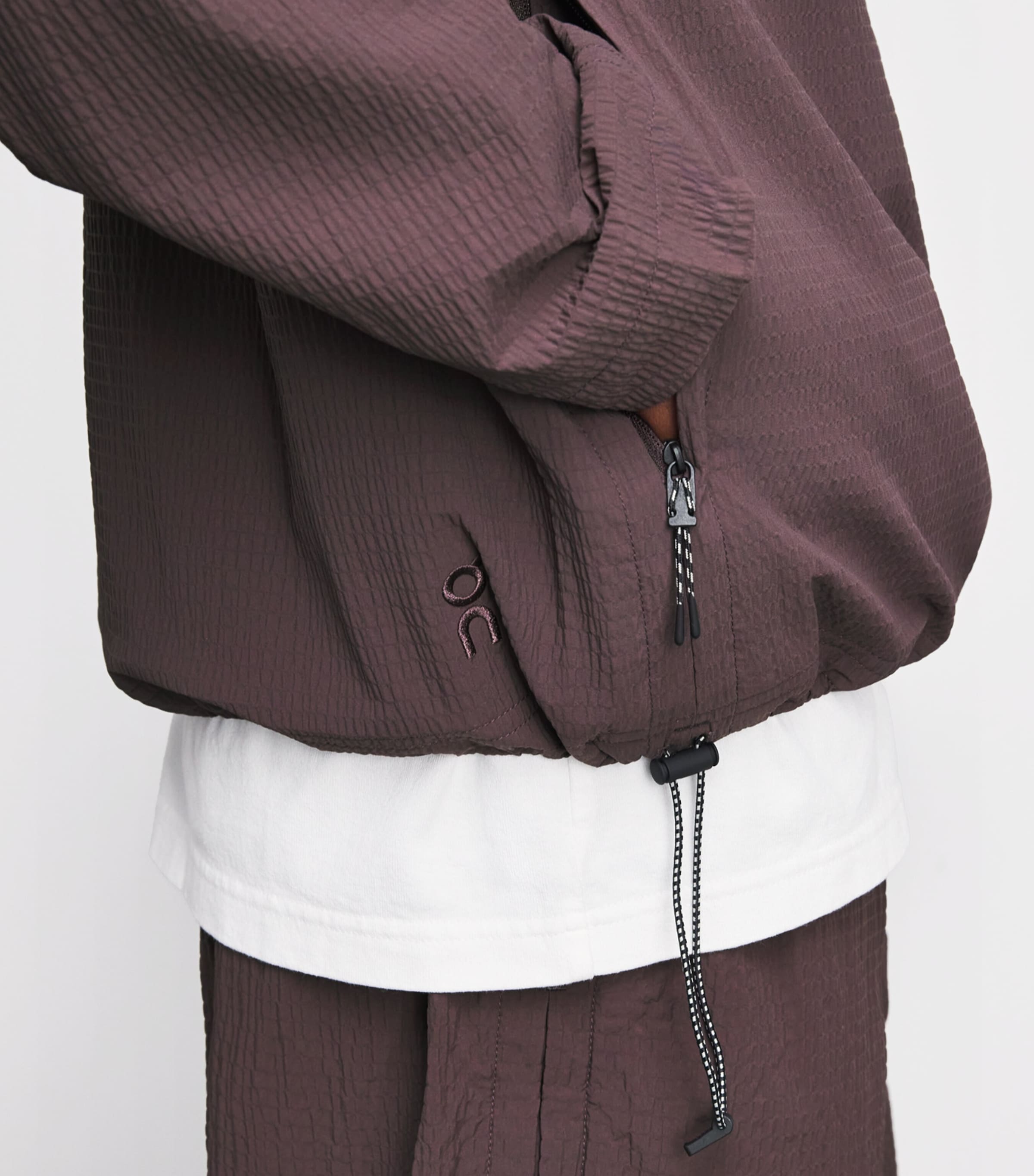 On Mens Textured Courtside Half-Zip Jacket Mulberry Image 3