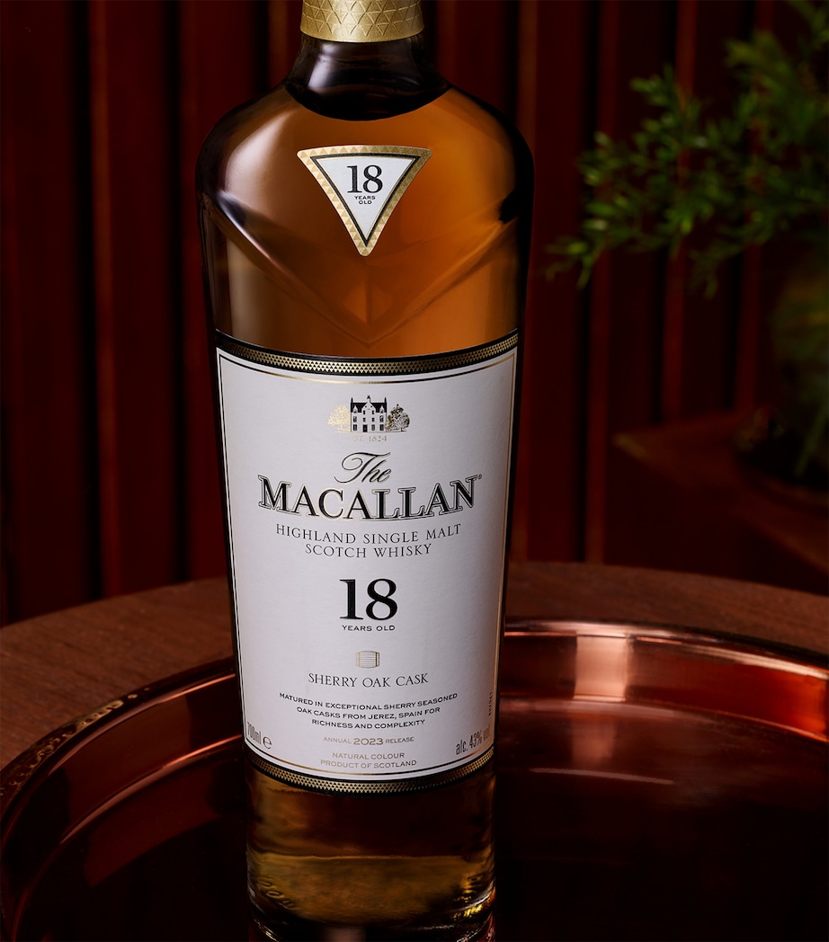 18-Year-Old Sherry Oak Single Malt Scotch Whisky (70cl) BROWN Image 4