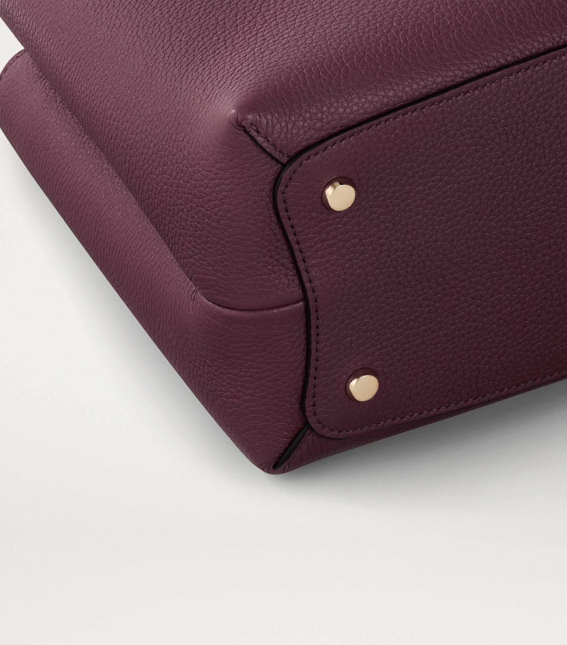Cartier Small Calfskin Panthère de Cartier Top-Handle Bag Plum Image 4