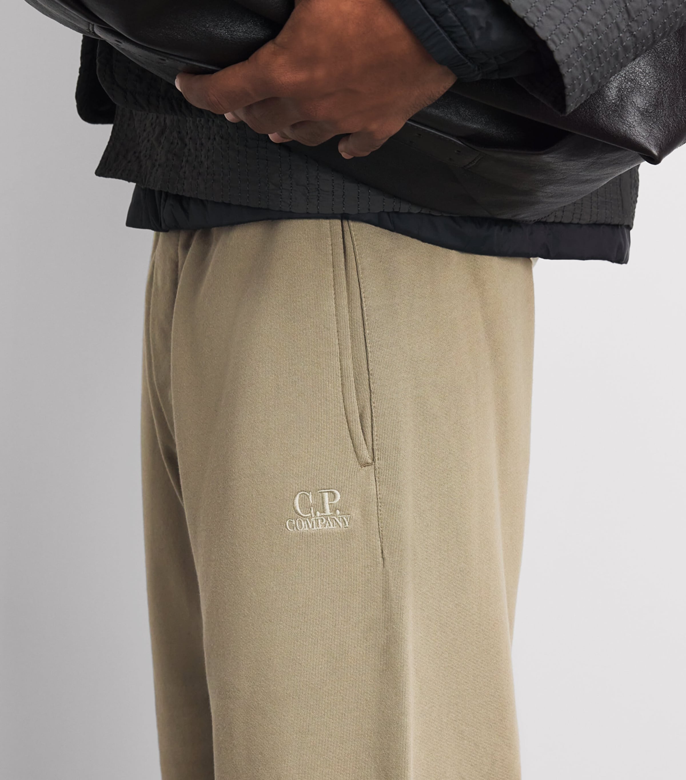 C.P. Company Mens Cotton Diagonal Raised Fleece Sweatpants Image 3