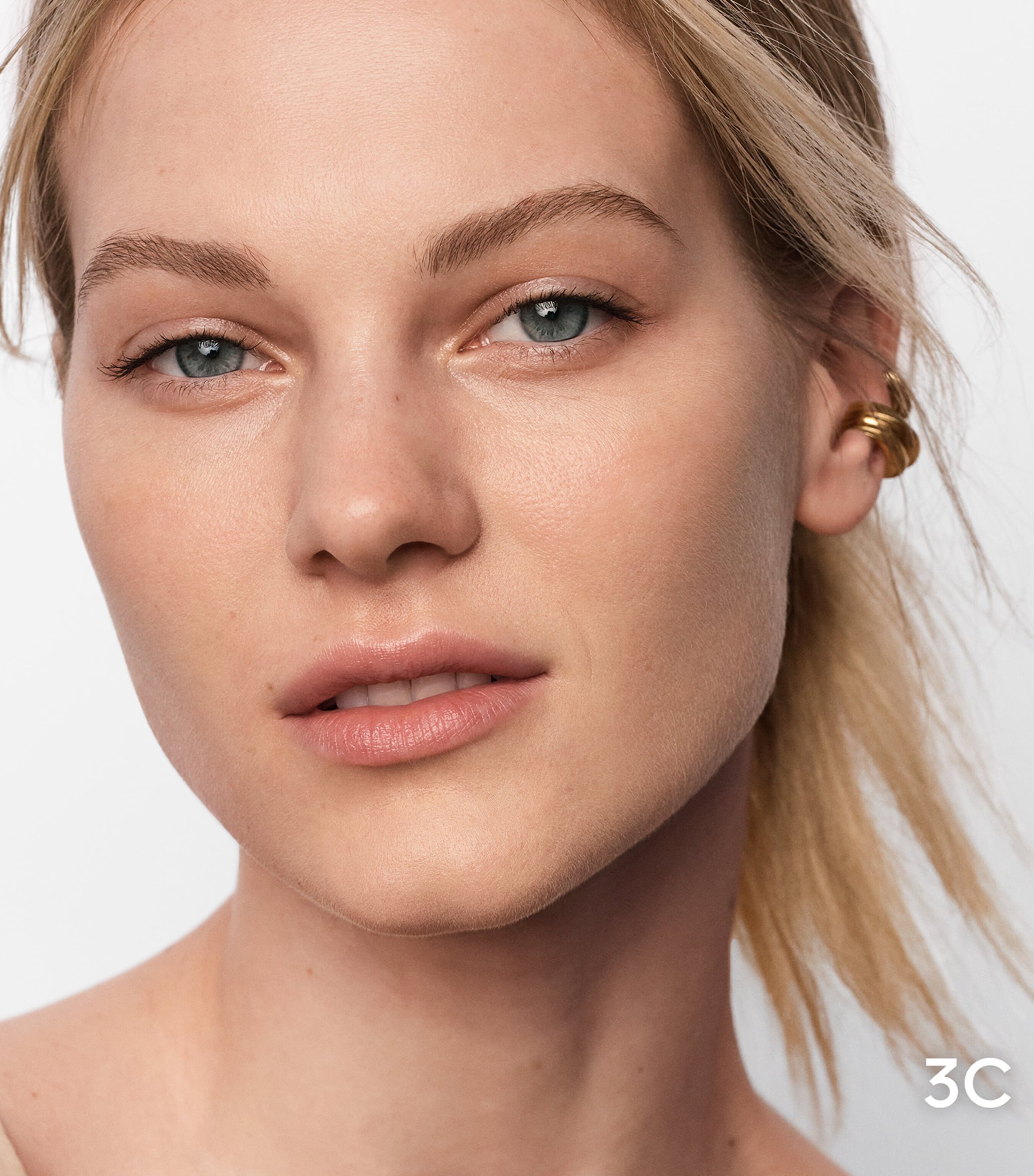 Terracotta Le Teint Glow Foundation 3C Image 5