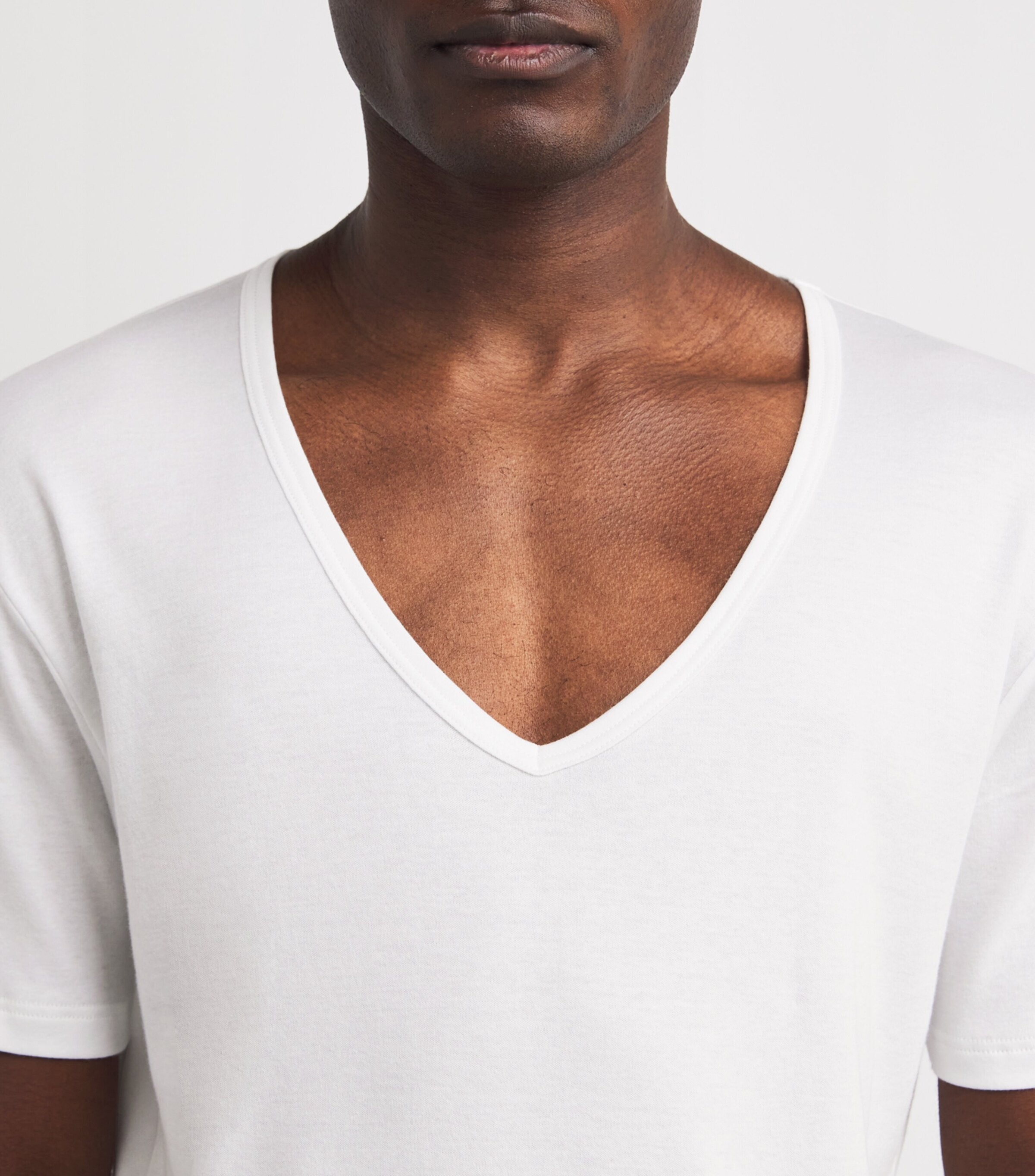 Sea Island Cotton V-Neck T-Shirt WHITE Image 7
